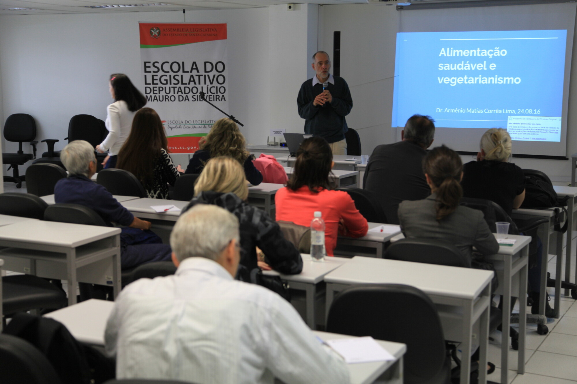 Palestra destaca vantagens da alimentação saudável e do vegetarianismo