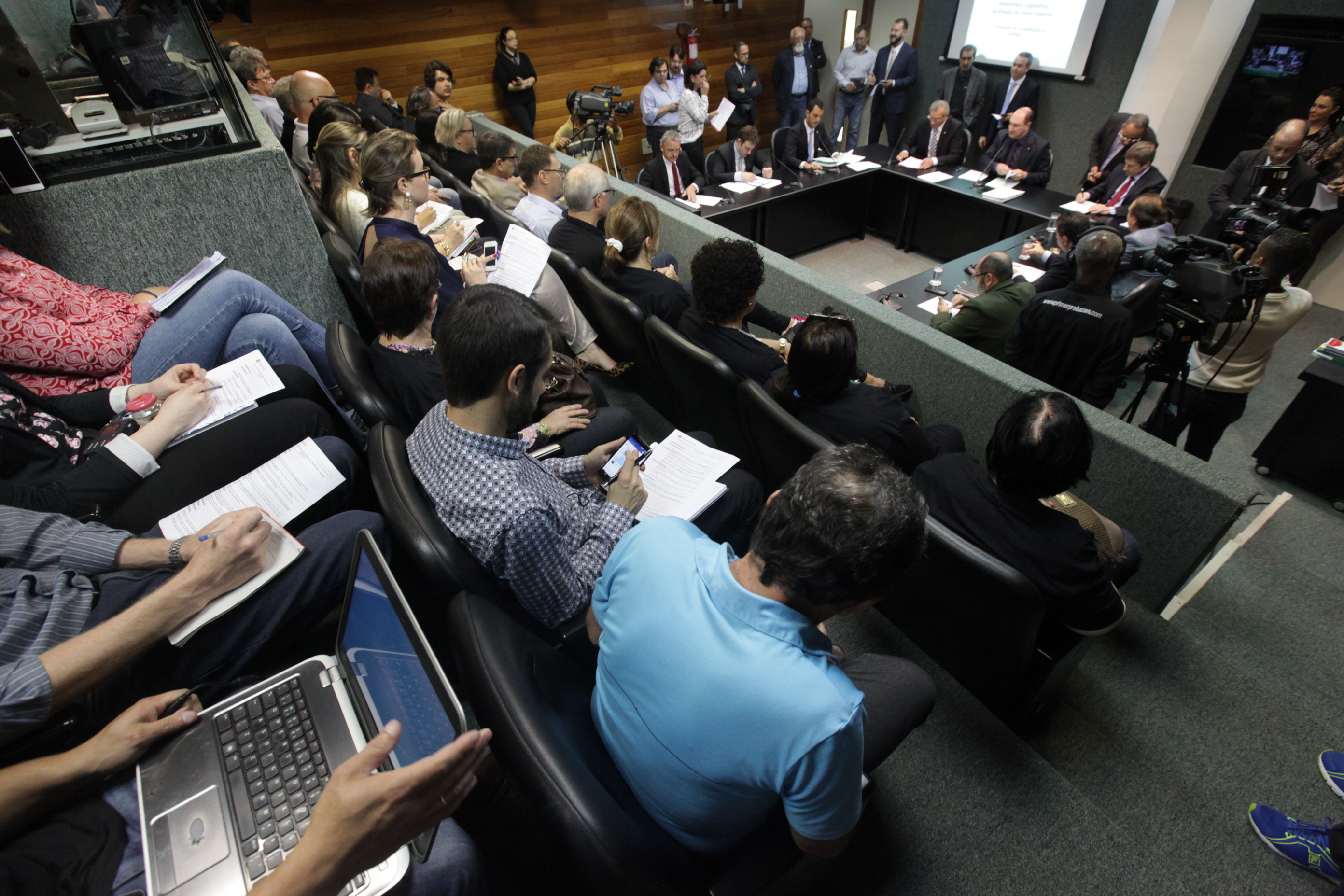 Reunião da Comissão de Constituição e Justiça.