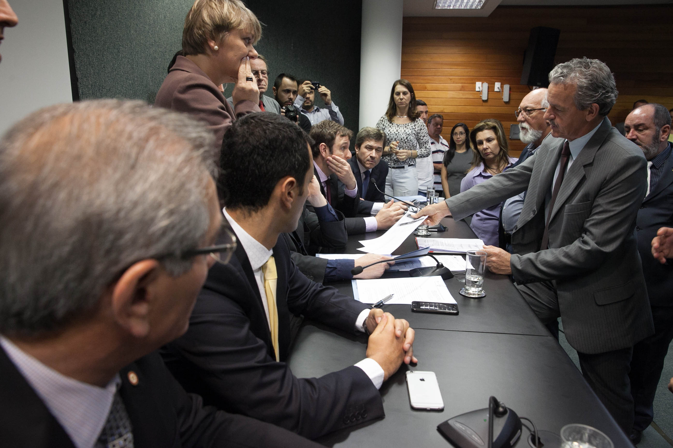 Comissão Conjunta: CCJ, Trabalho e Finanças