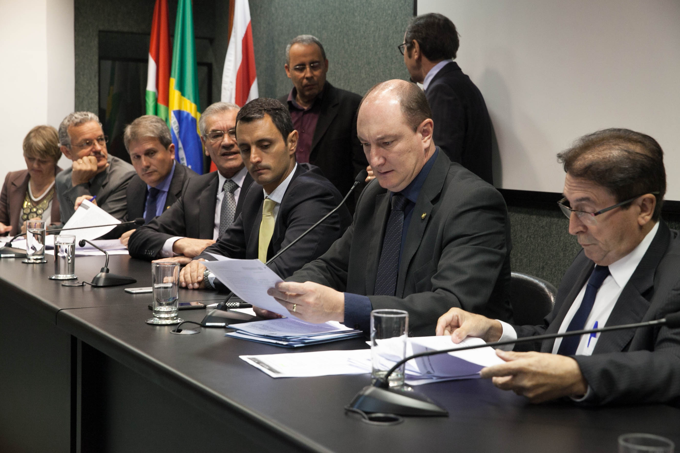 Comissão Conjunta: CCJ, Trabalho e Finanças