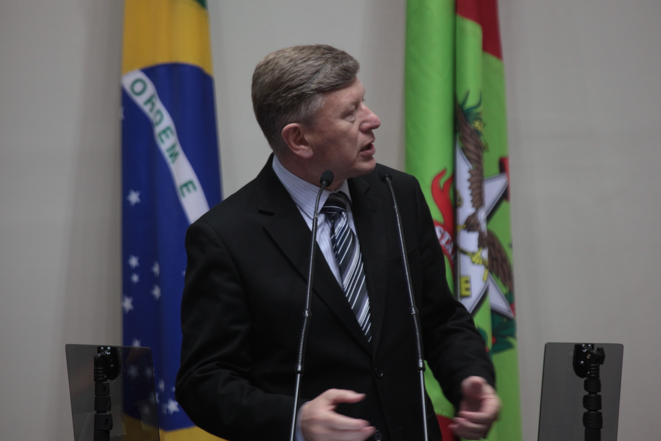 Sessão Ordinária. Deputado Milton Hobus (PSD)