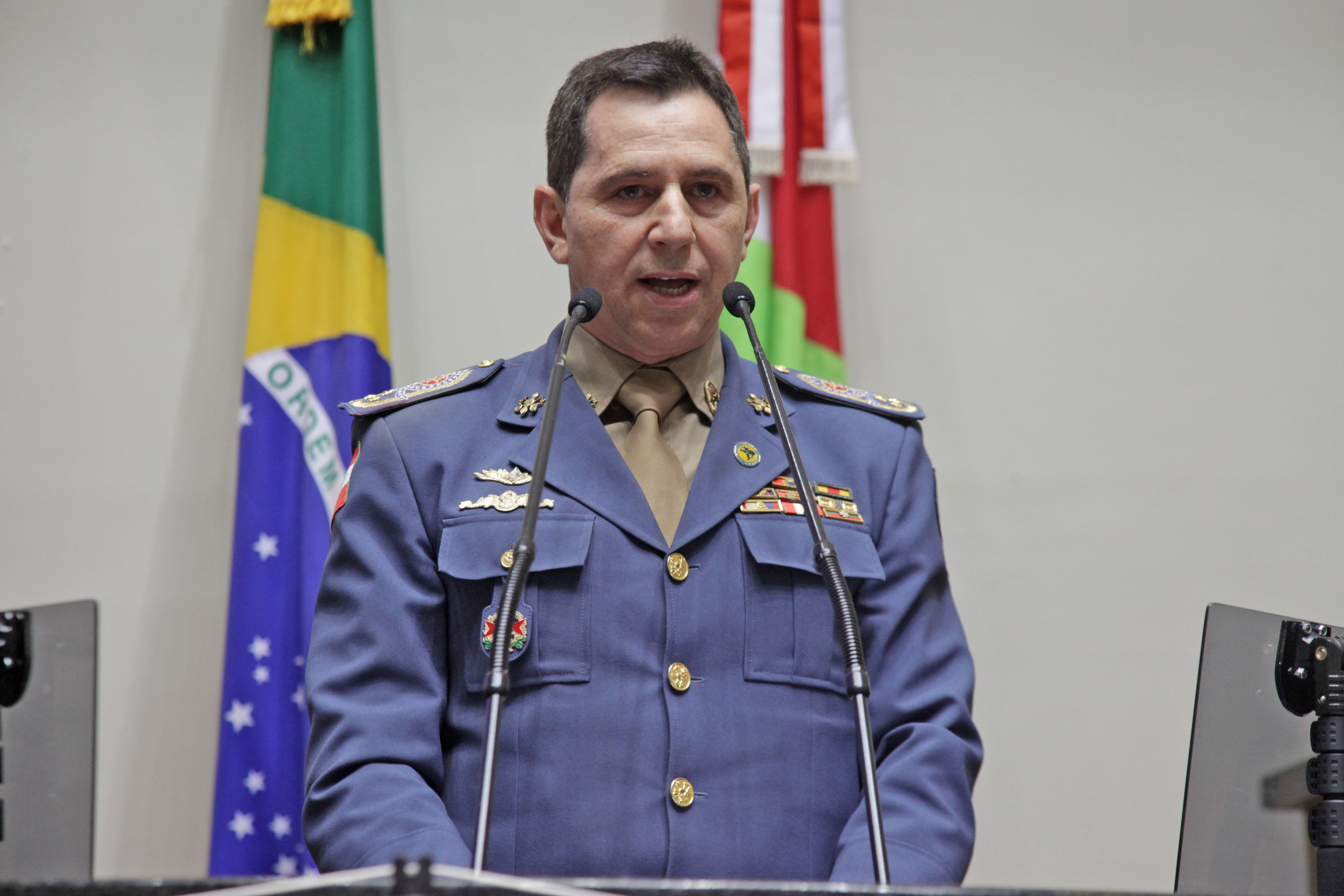 COMANDANTE-GERAL DO CORPO DE BOMBEIROS MILITAR DE SANTA CATARINA - CORONEL BOMBEIRO MILITAR ONIR MOCELLIN. Sessão Especial - 90 Anos dos Bombeiros Militares de SC.