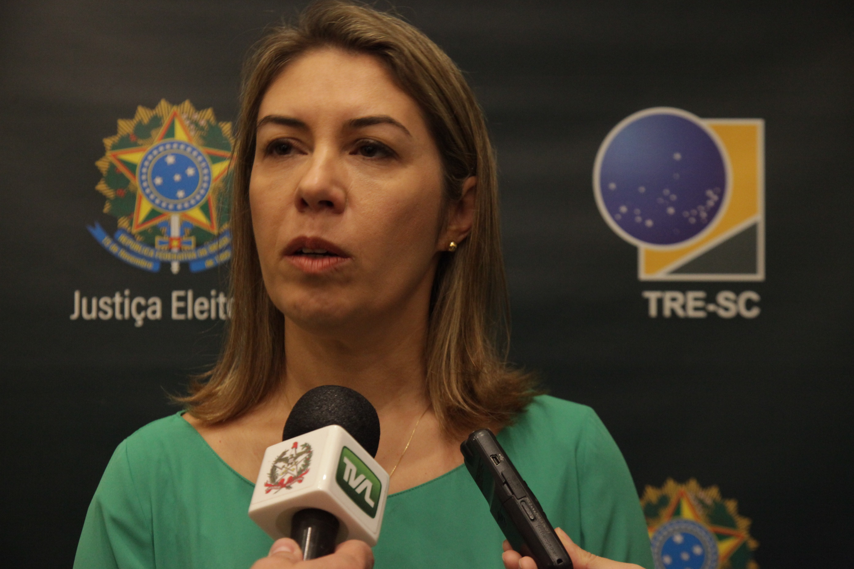 Renata de Fávere - Secretária da Corregedoria