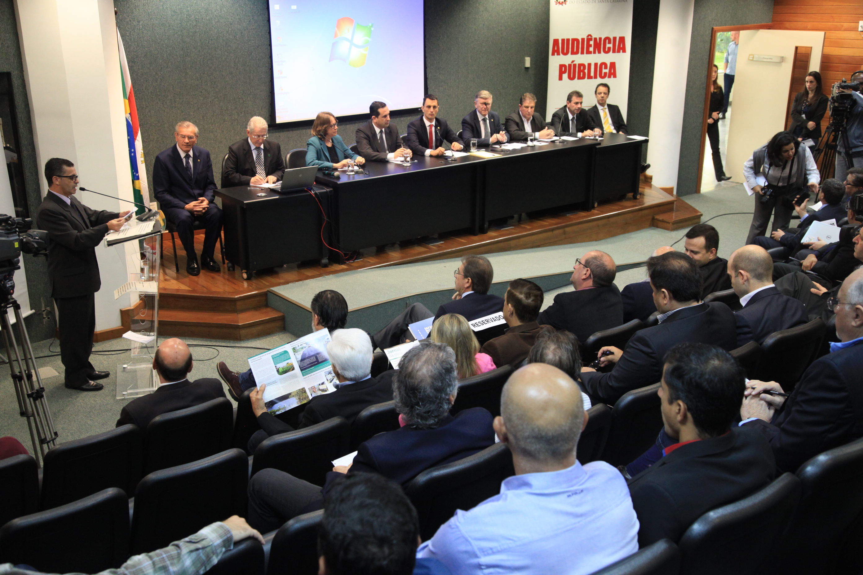 Audiência Pública  - Contorno Viário da Gd. Florianópolis e Duplicação da BR 470.