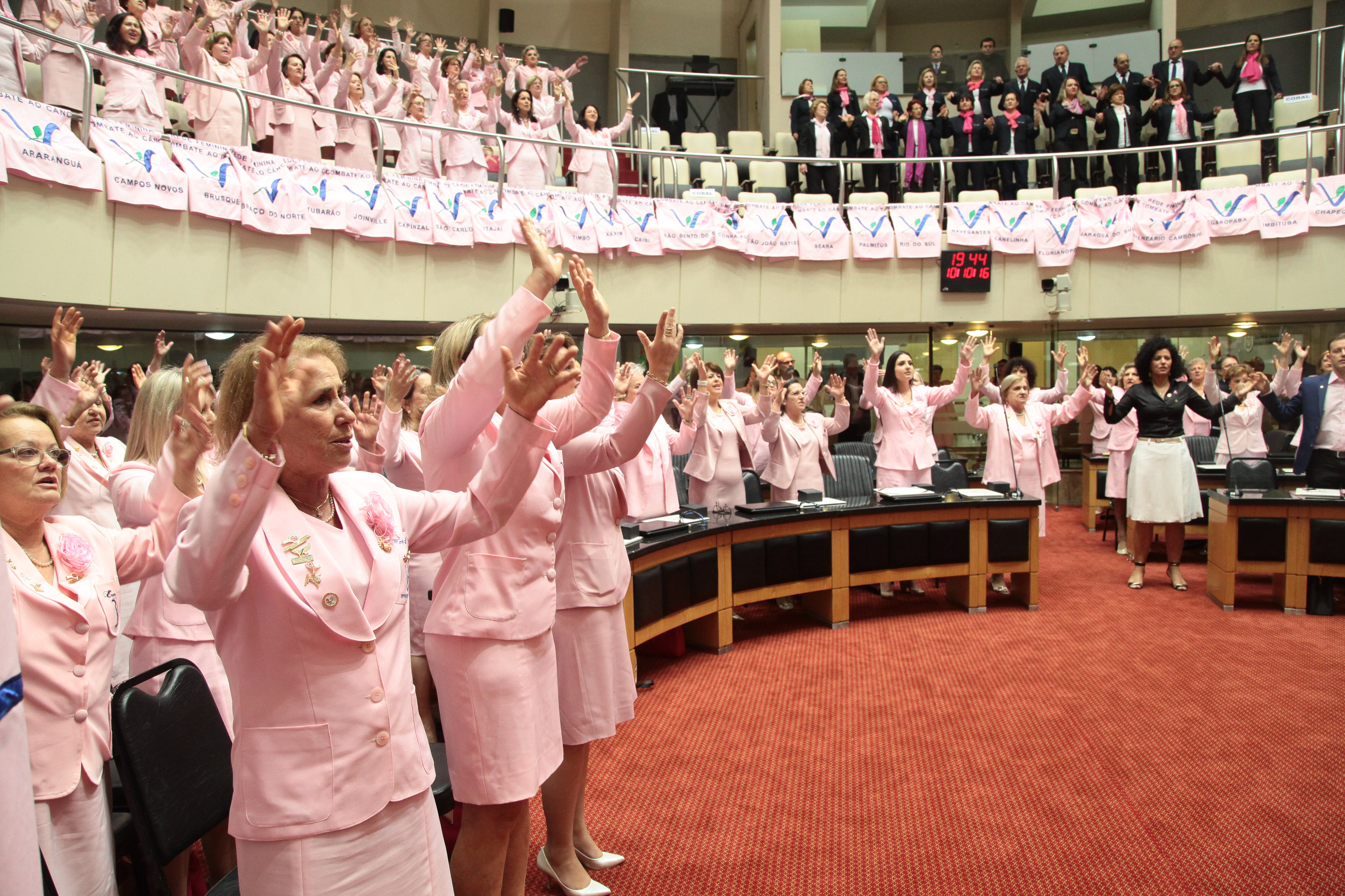 Sessão Especial em comemoração dos 55 anos de fundação da Rede Feminina de Combate ao Câncer - RFECC.