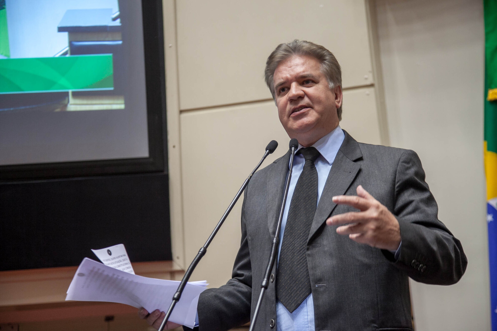 Cesar Valduga (PCdoB)