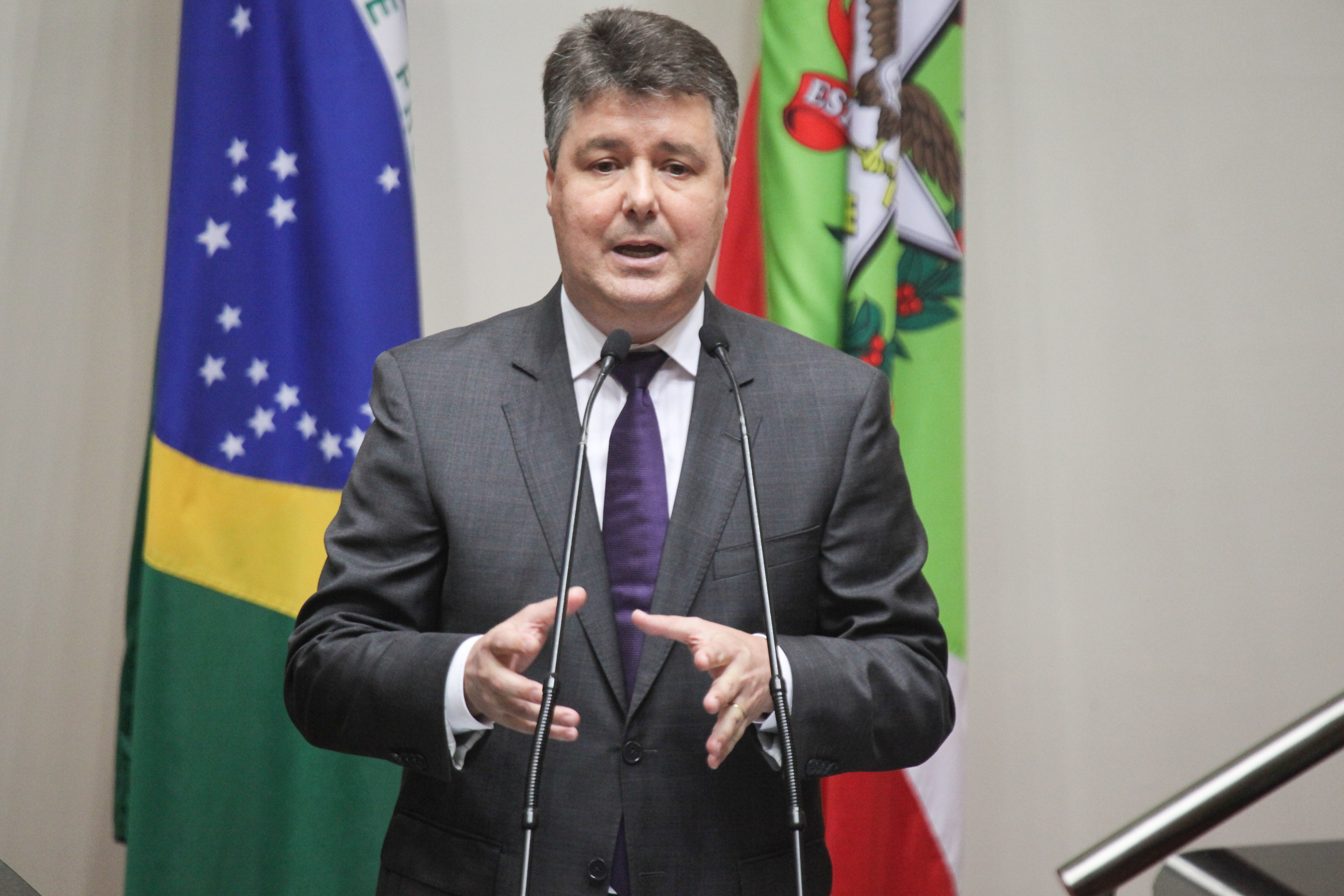 Sessão Especial - Apresentação do Relatório Anual de Atividades MPSC. Procurador-Geral de Justiça
Sandro José Neis