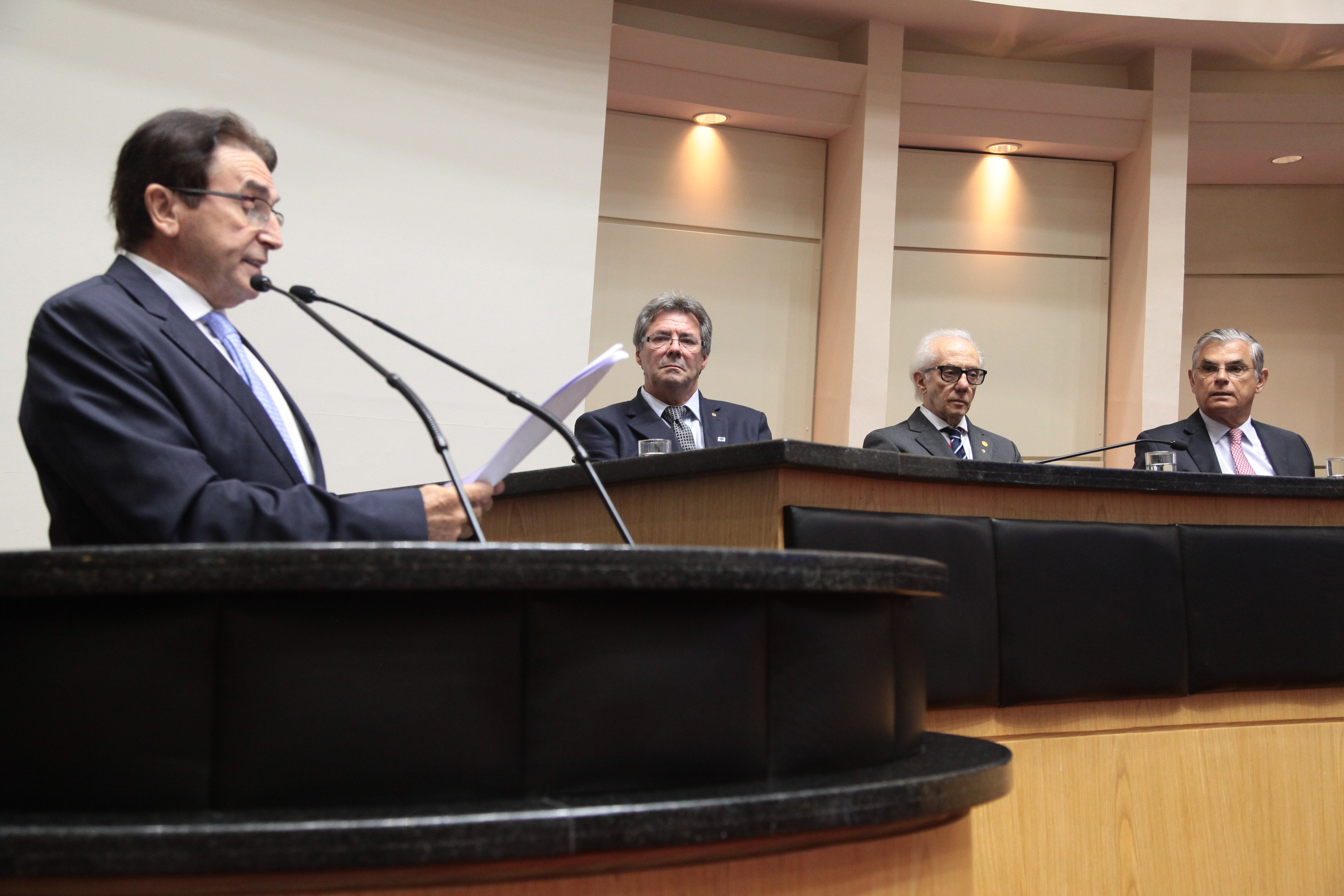 Deputado Antônio Aguiar (PMDB) - Sessão Especial ao Dia do Médico.