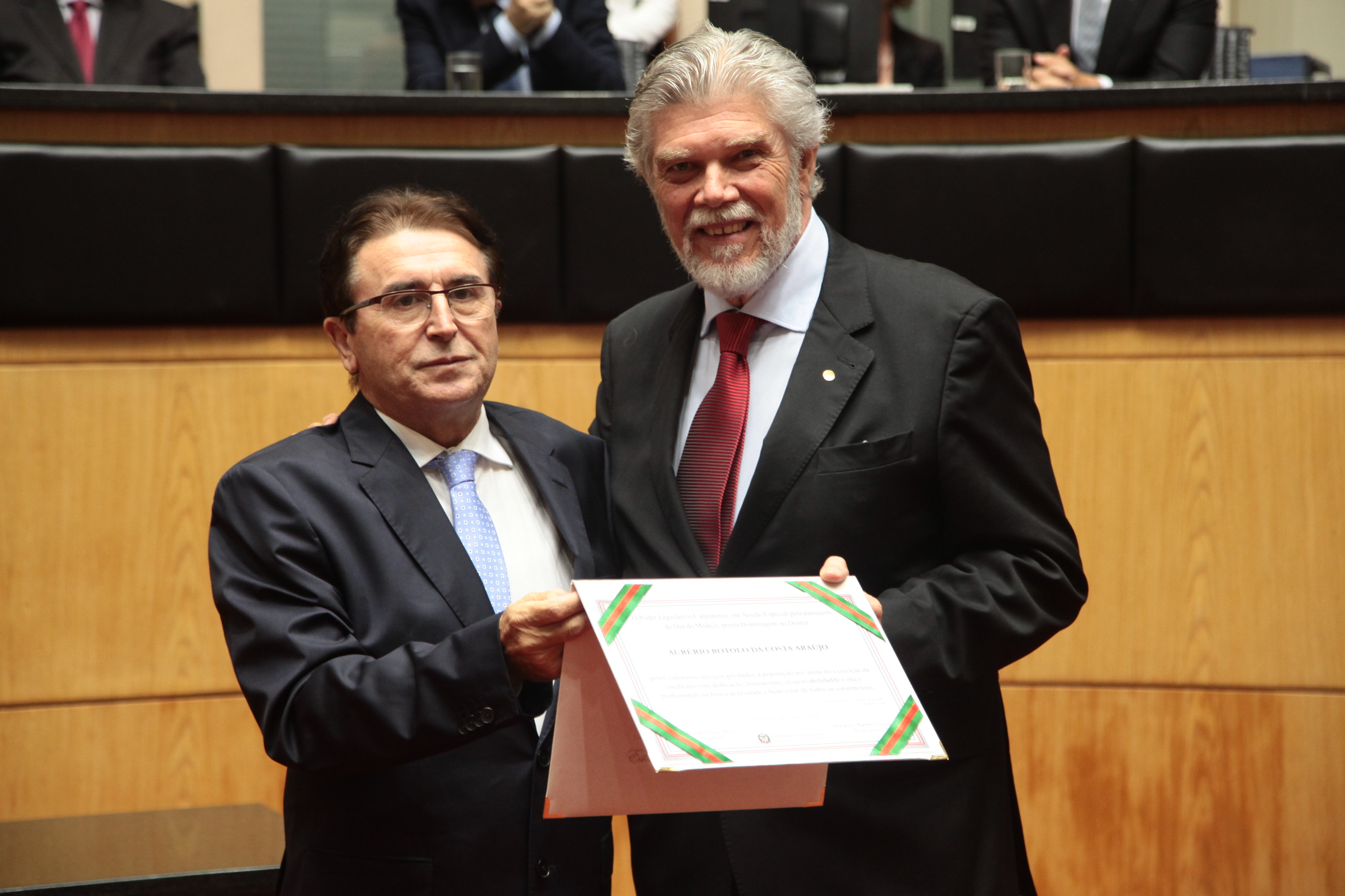 Homenageado Dr Aurélio Rotolo da Costa Araújo - Sessão Especial ao Dia do Médico.