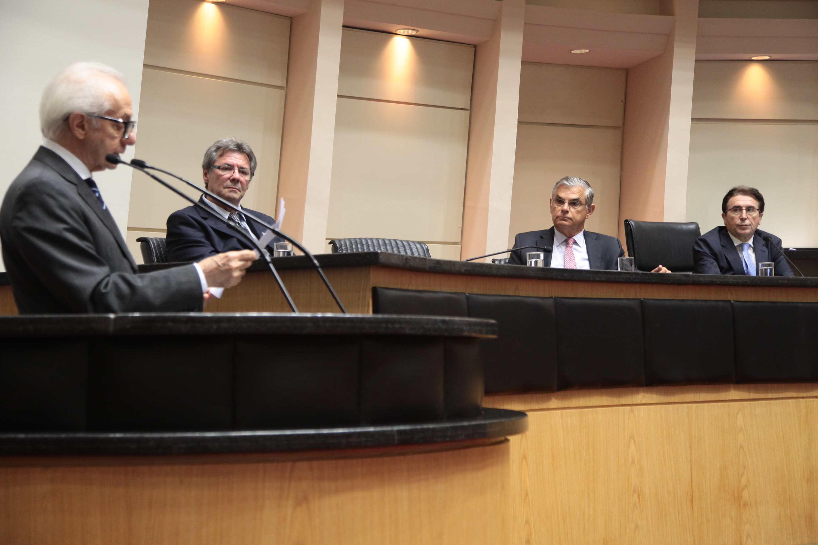 Dr. Antonio Silveira Sbissa, Presidente do Conselho Regional de Medicina - Sessão Especial ao Dia do Médico.