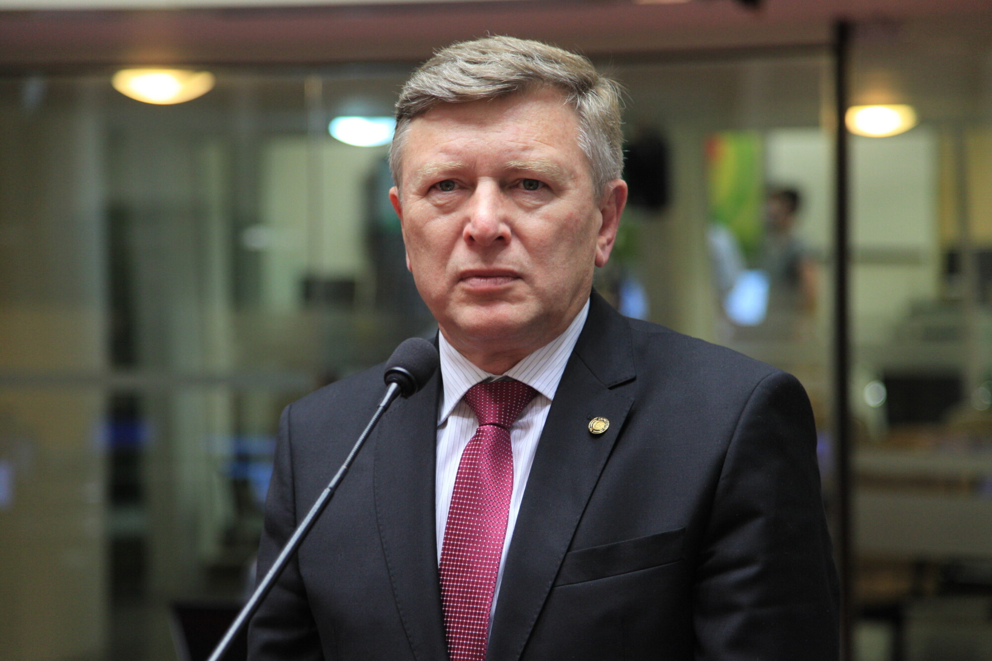 Deputado Milton Hobus
