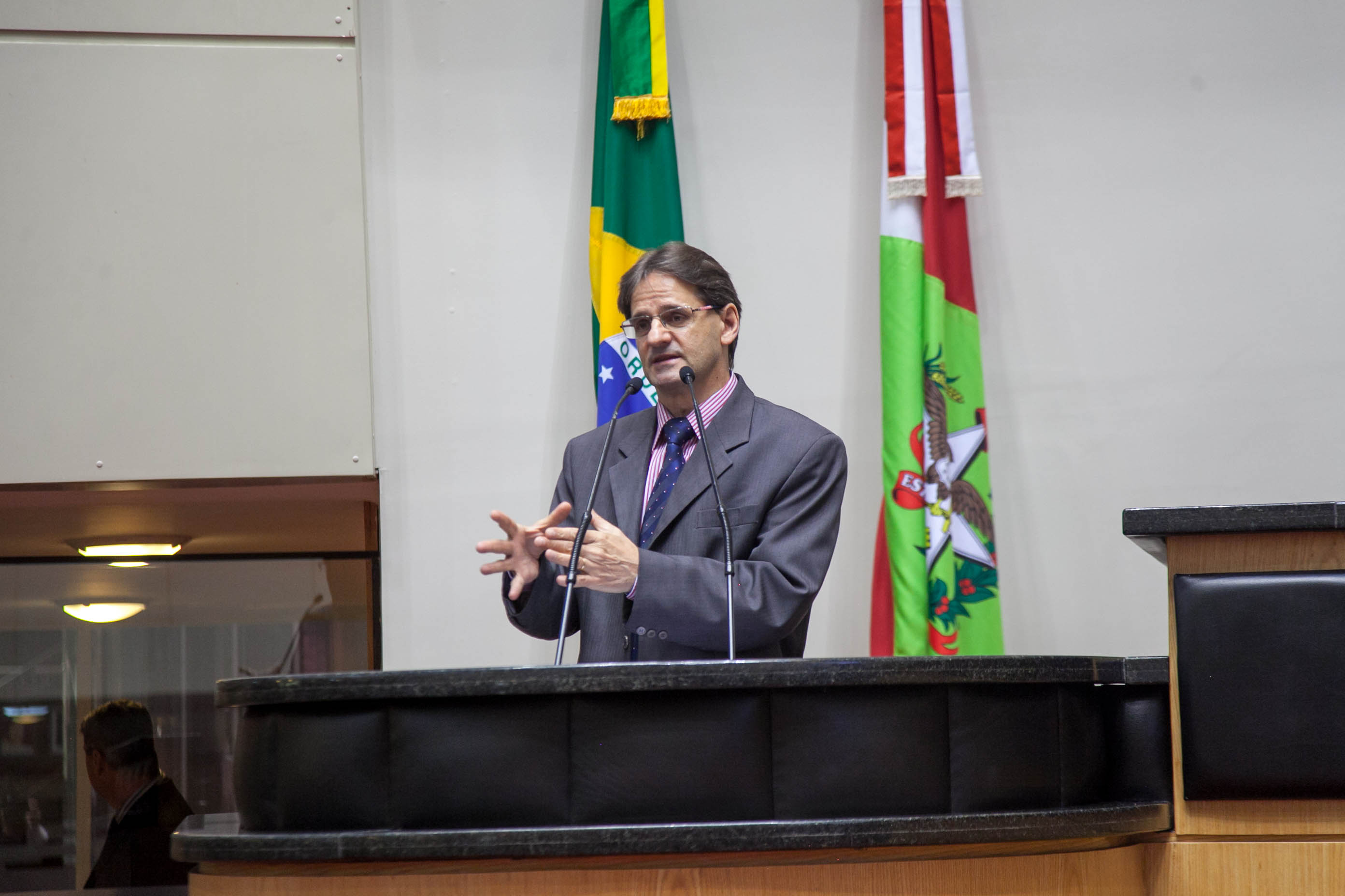 Deputado Neodi Saretta (PT) - Sessão Ordinária