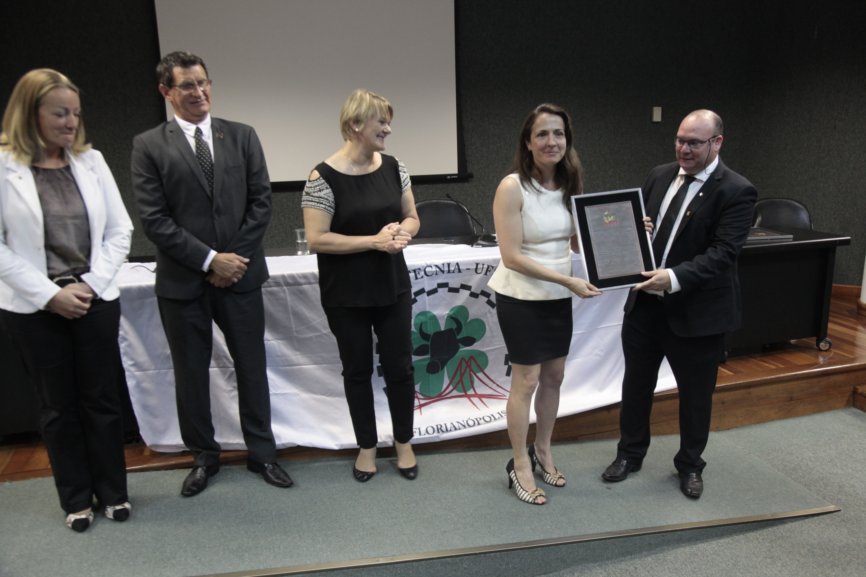Ato Parlamentar Solene em homenagem Zootecnia do Brasil pela passagem dos seus 50 anos de criação.