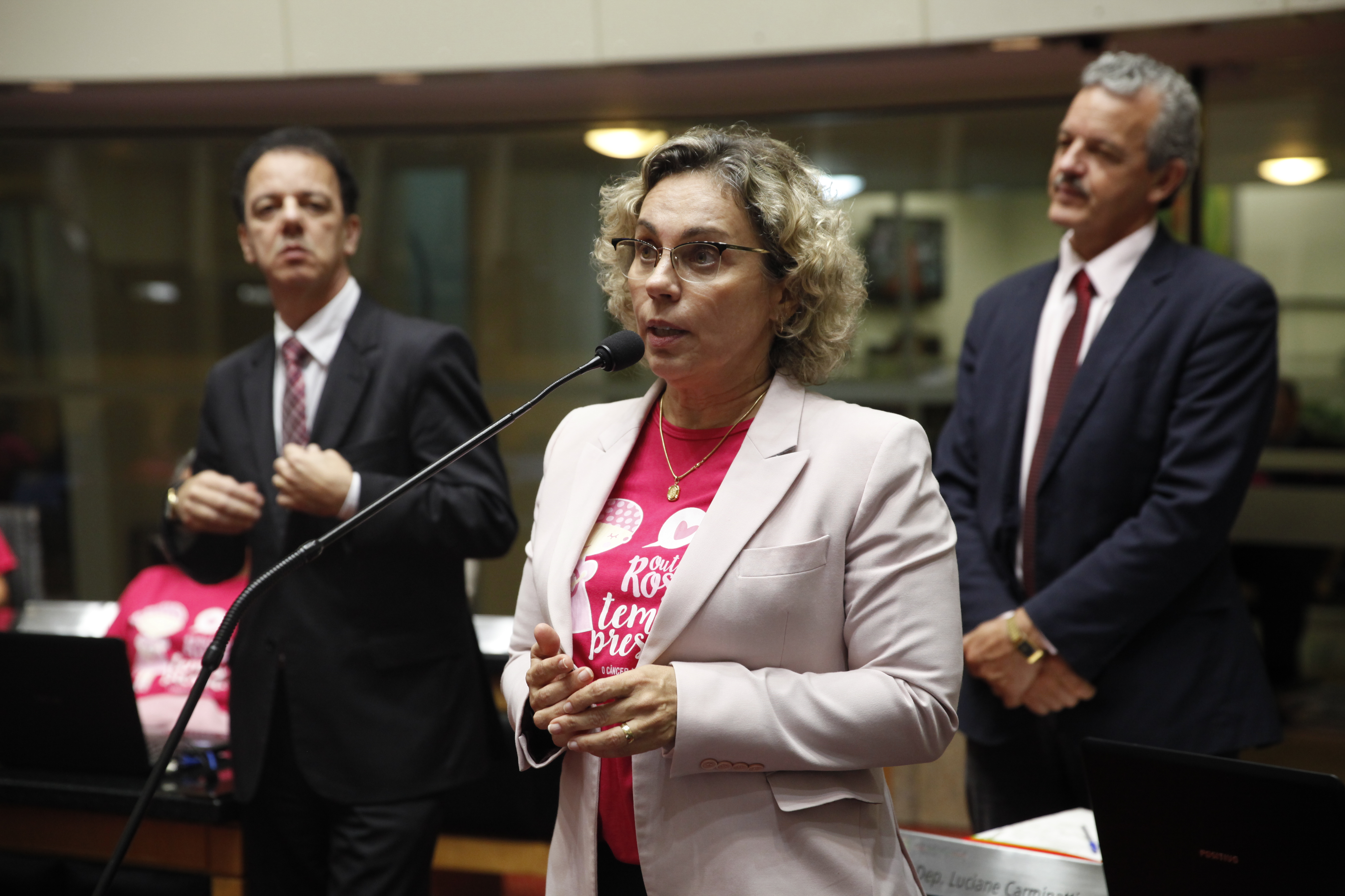 Outubro Rosa. Foto: Daniella Coriolano. Deputada Ana Paula Lima (PT)