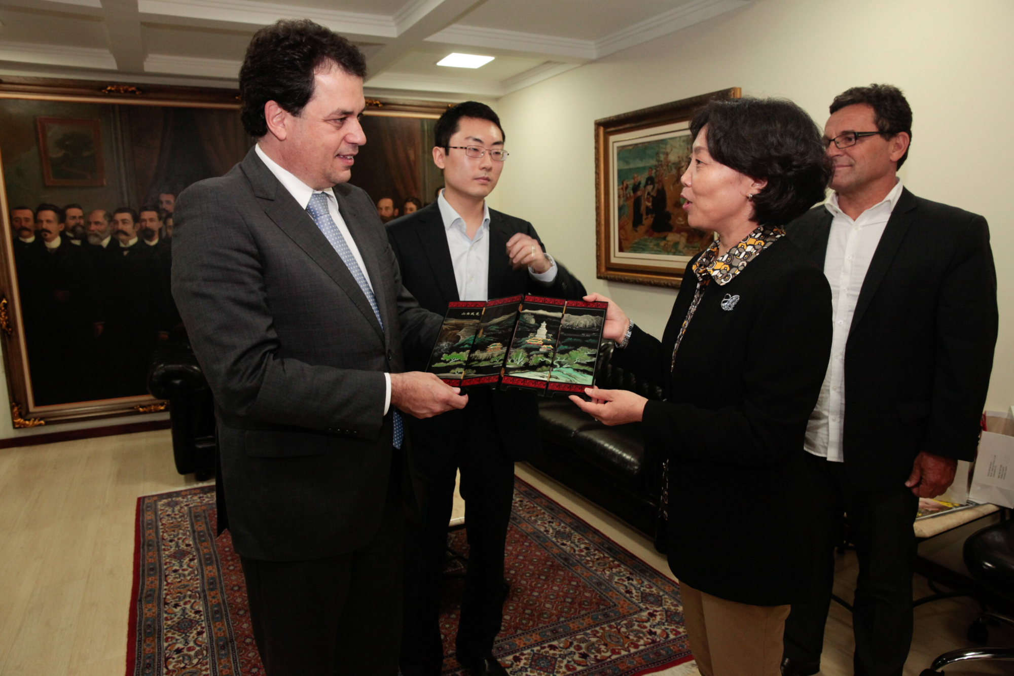 Comissão de Relações Internacionais recebe comitiva da província chinesa de Shanxi
