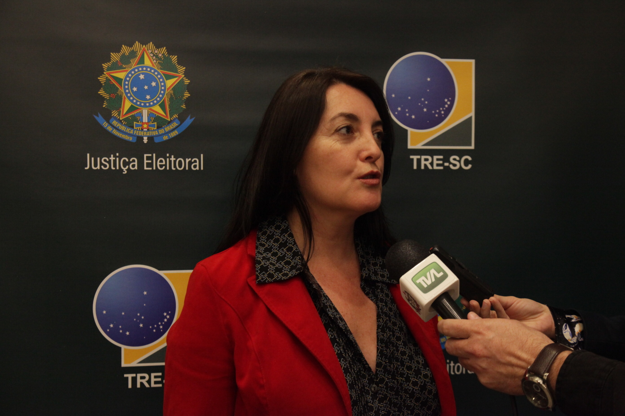 Cartórios eleitorais atendem por agendamento em sete municípios de SC