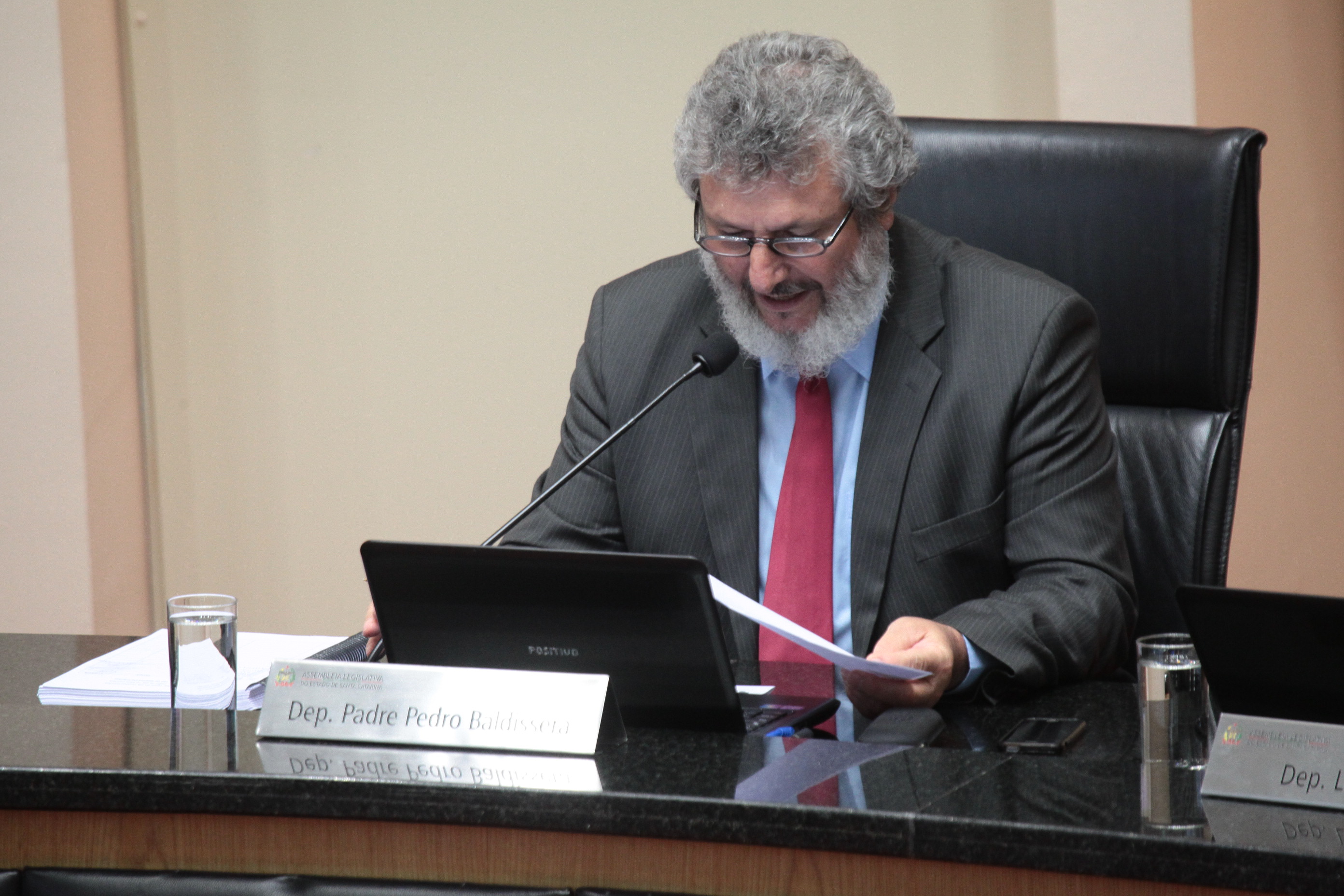 Sessão Ordinária. Deputado Padre Pedro Baldissera (PT).