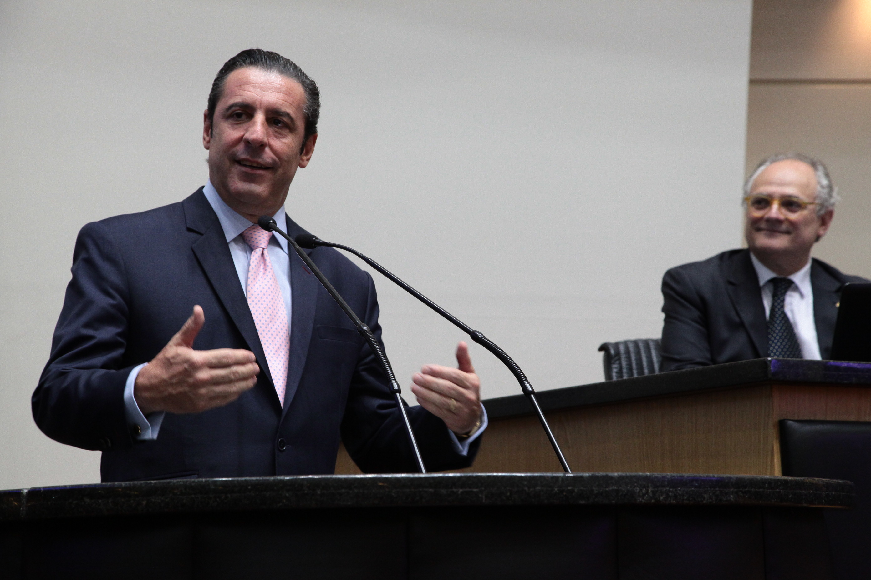 Sessão Ordinária. Carlos Alfredo Magariños, embaixador da Argentina.