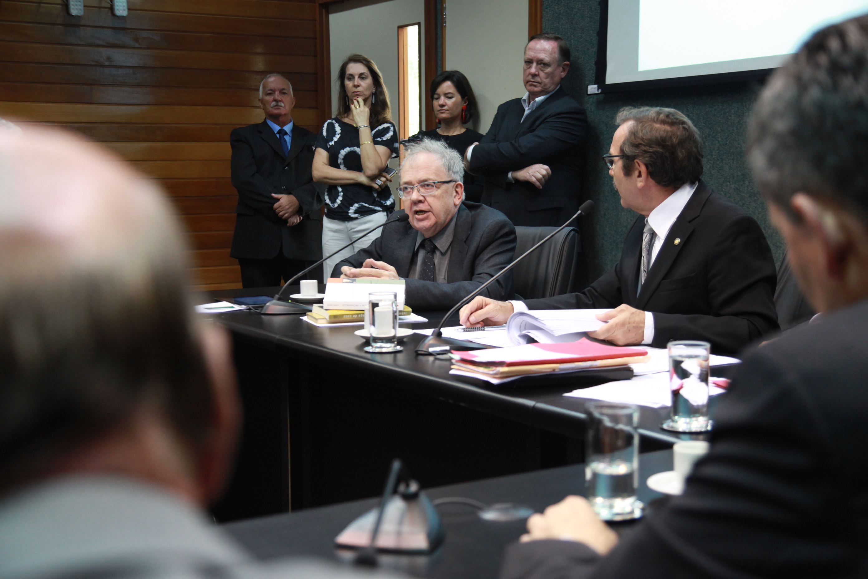 Comissão de Trabalho, Administração e Serviço Público.