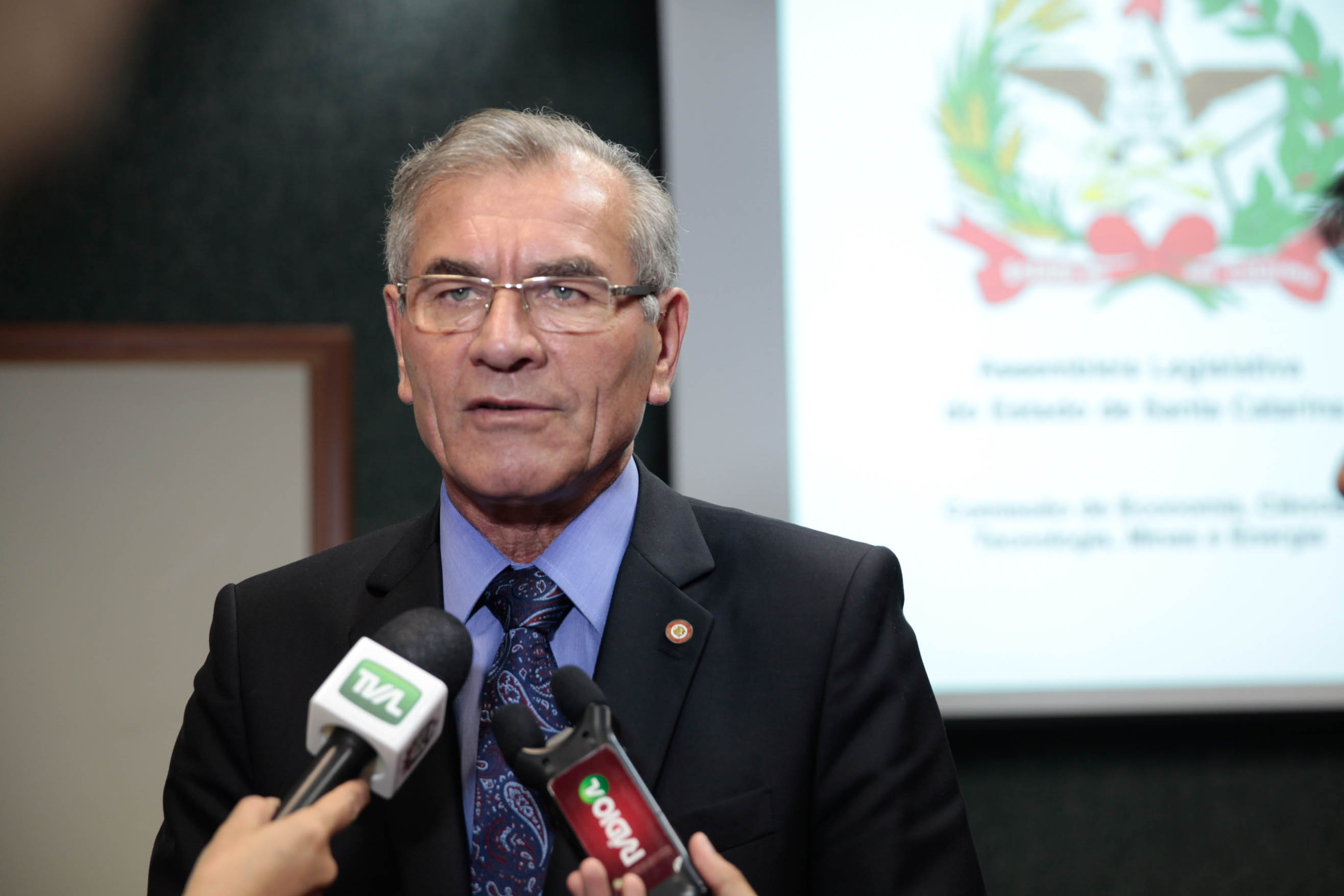 Reunião da Comissão de Economia, Ciência, Tecnologia, Minas e Energia. Deputado Silvio Dreveck (PP).