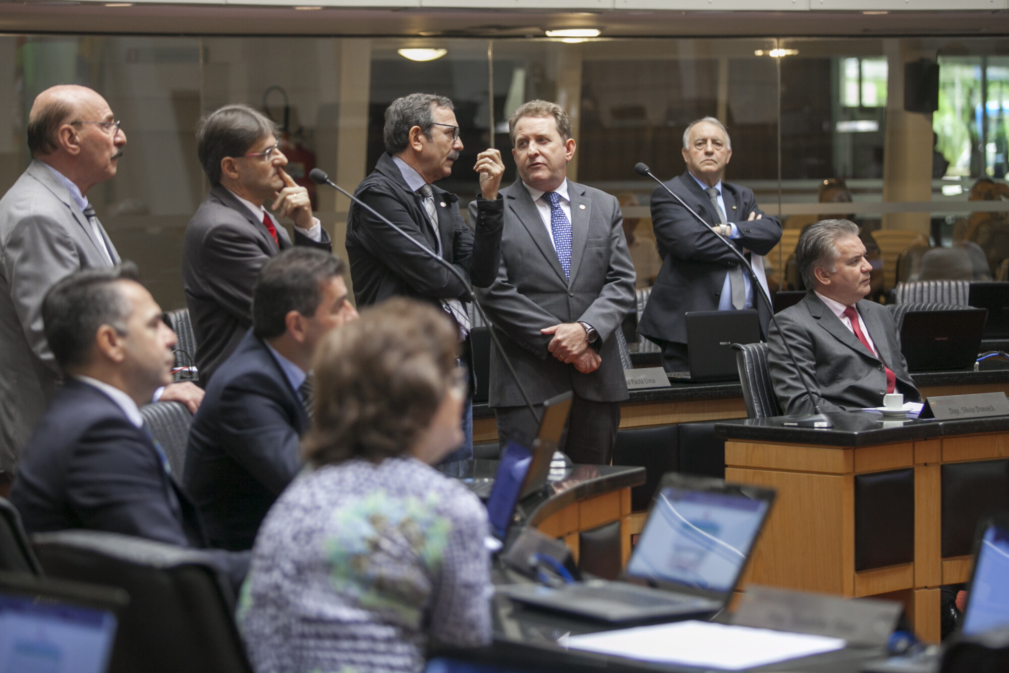 Extinção da Cohab e formação de policiais civis pautam pronunciamentos na tribuna