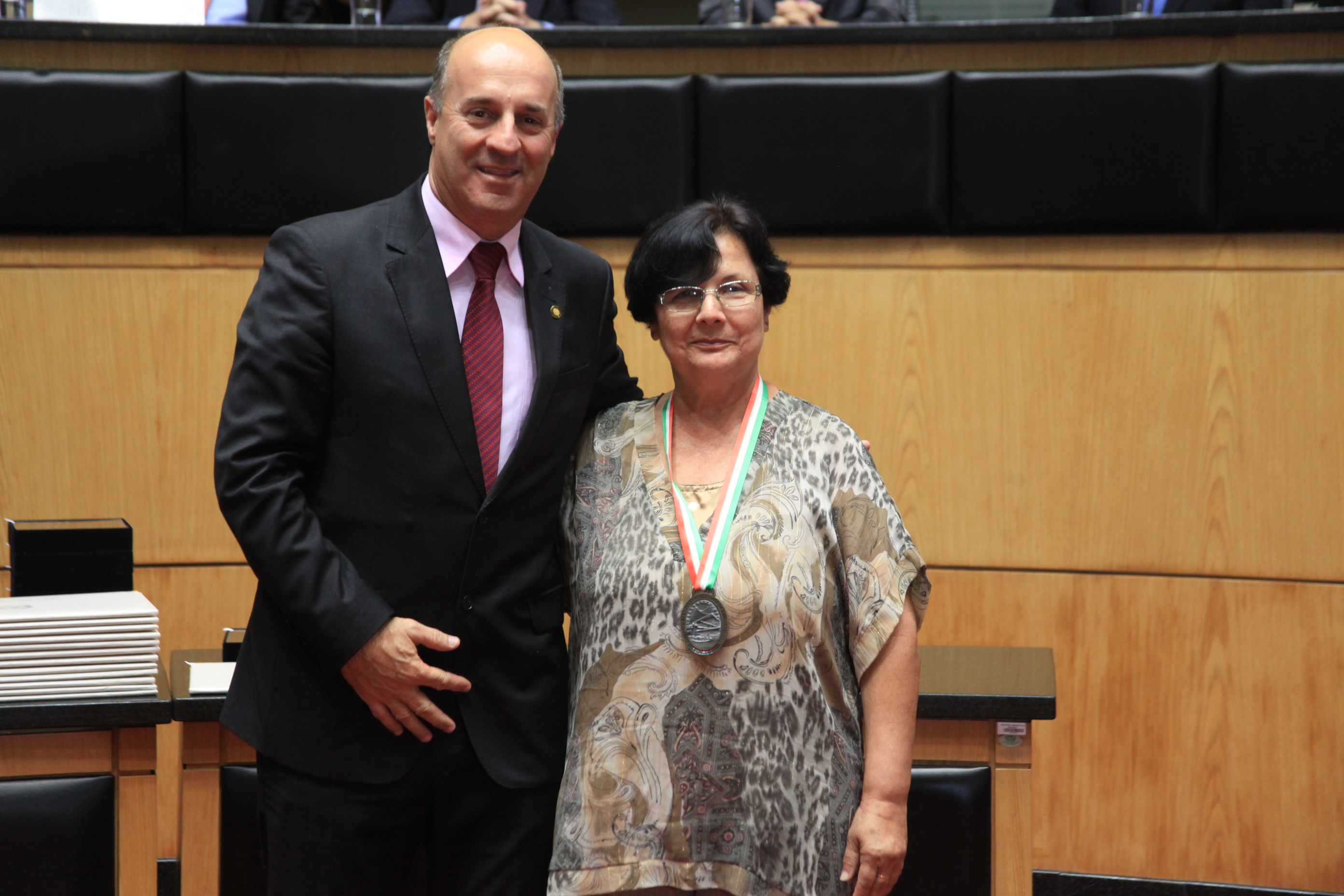 Homenageados na Solenidade de concessão da Comenda do Legislativo Catarinense.