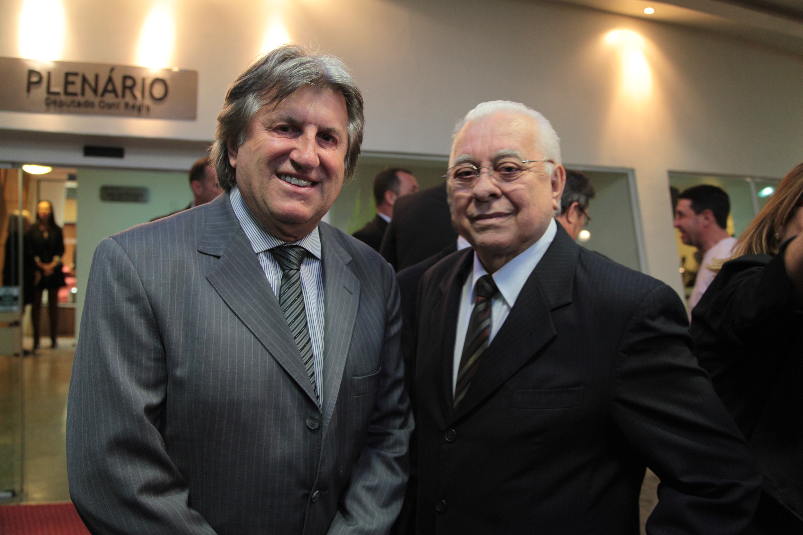 Solenidade de concessão da Comenda do Legislativo Catarinense. Foto: Solon Soares