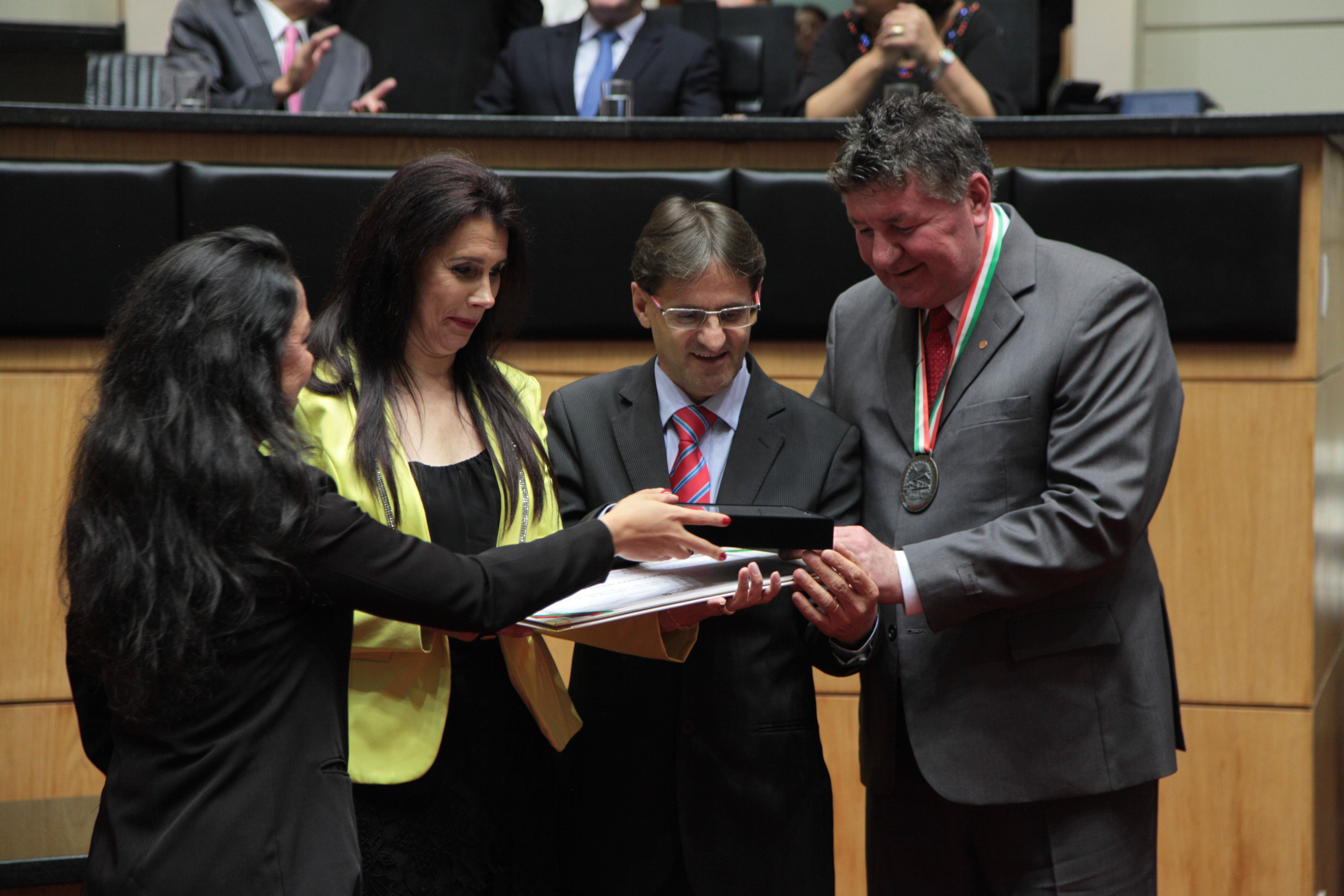 Homenageados - Comenda do Legislativo Catarinense.