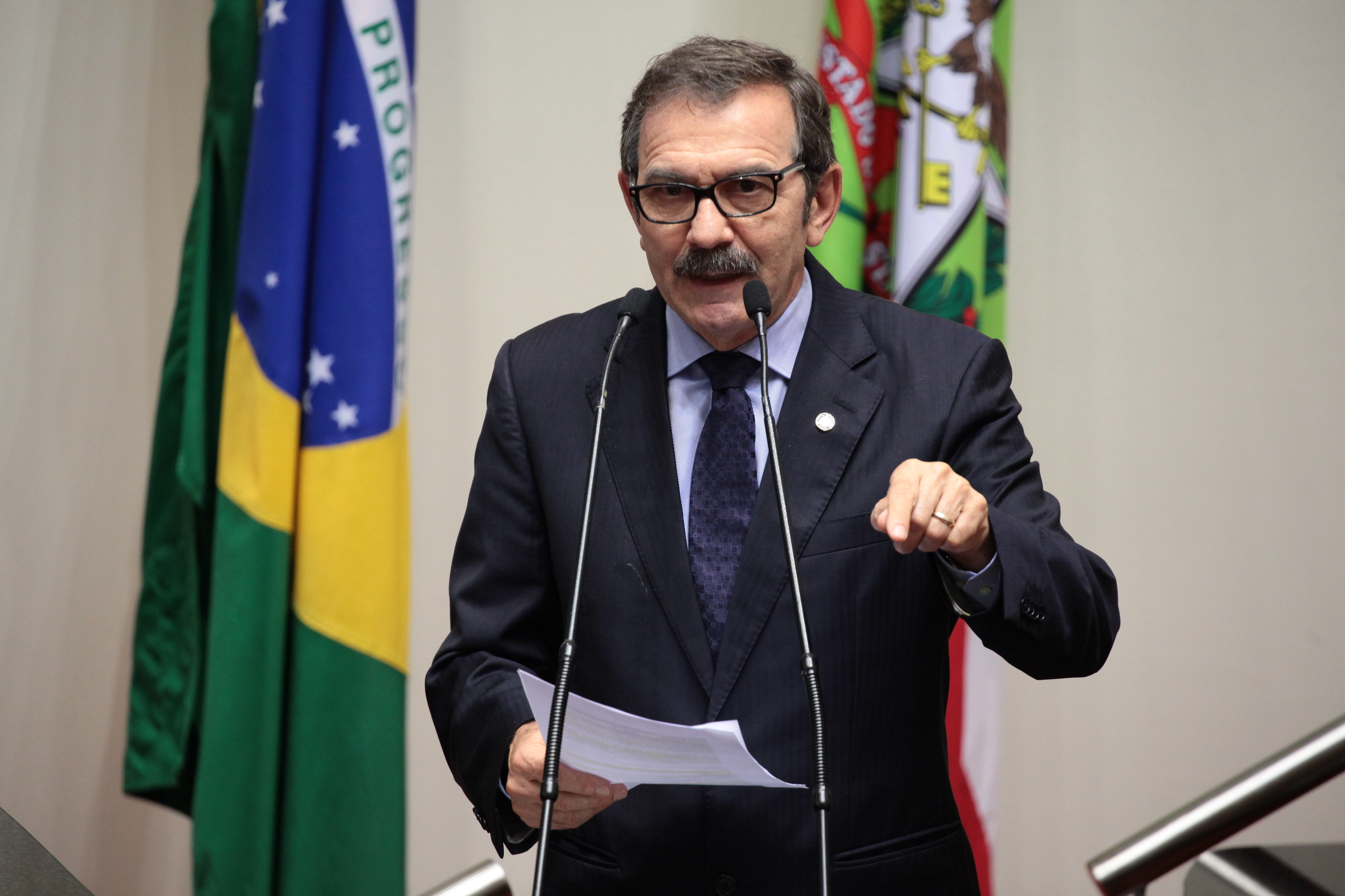 Sessão Ordinária. Deputado Serafim Venzon (PSDB).