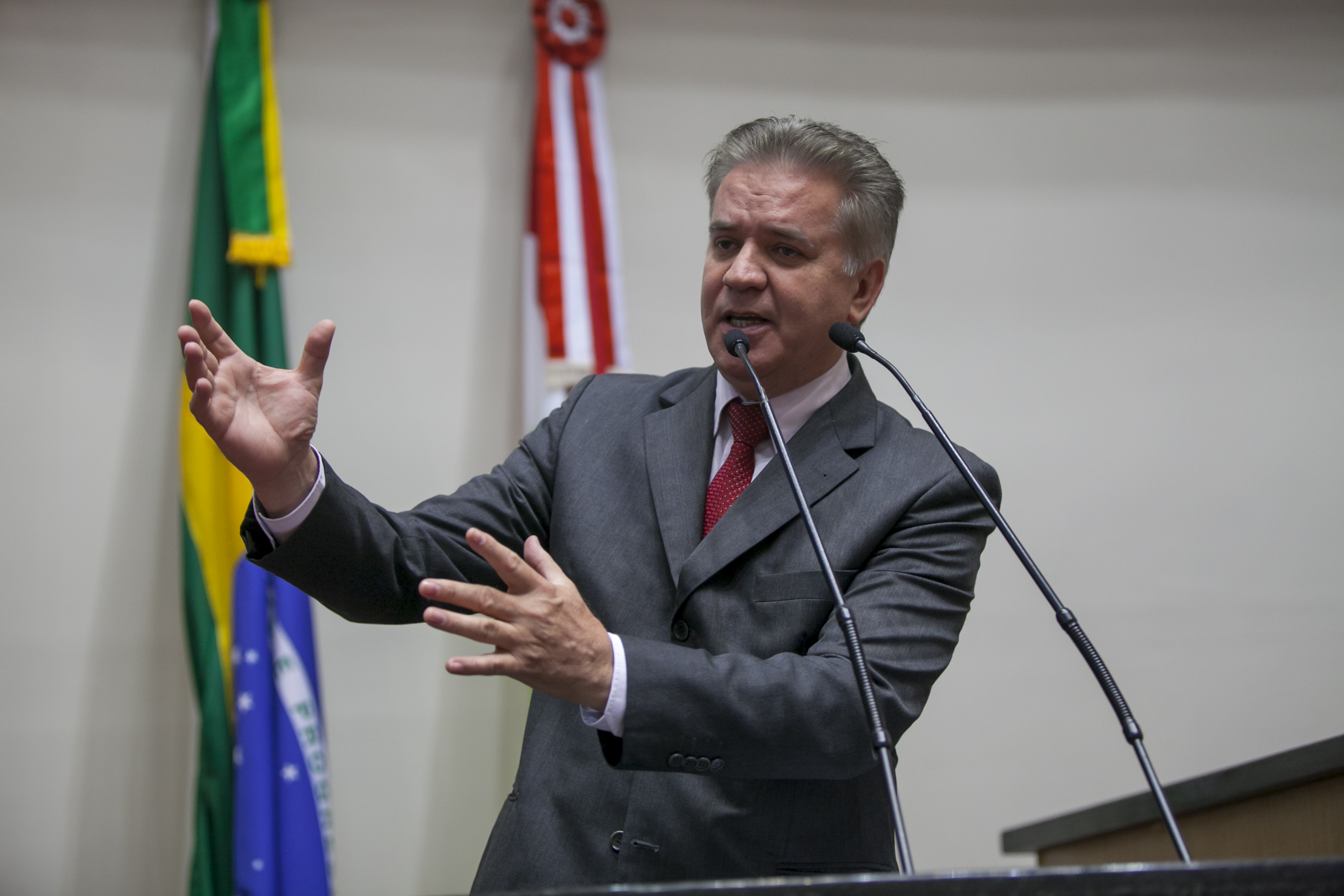 Sessão Ordinária. Deputado César Valduga (PCdoB).
