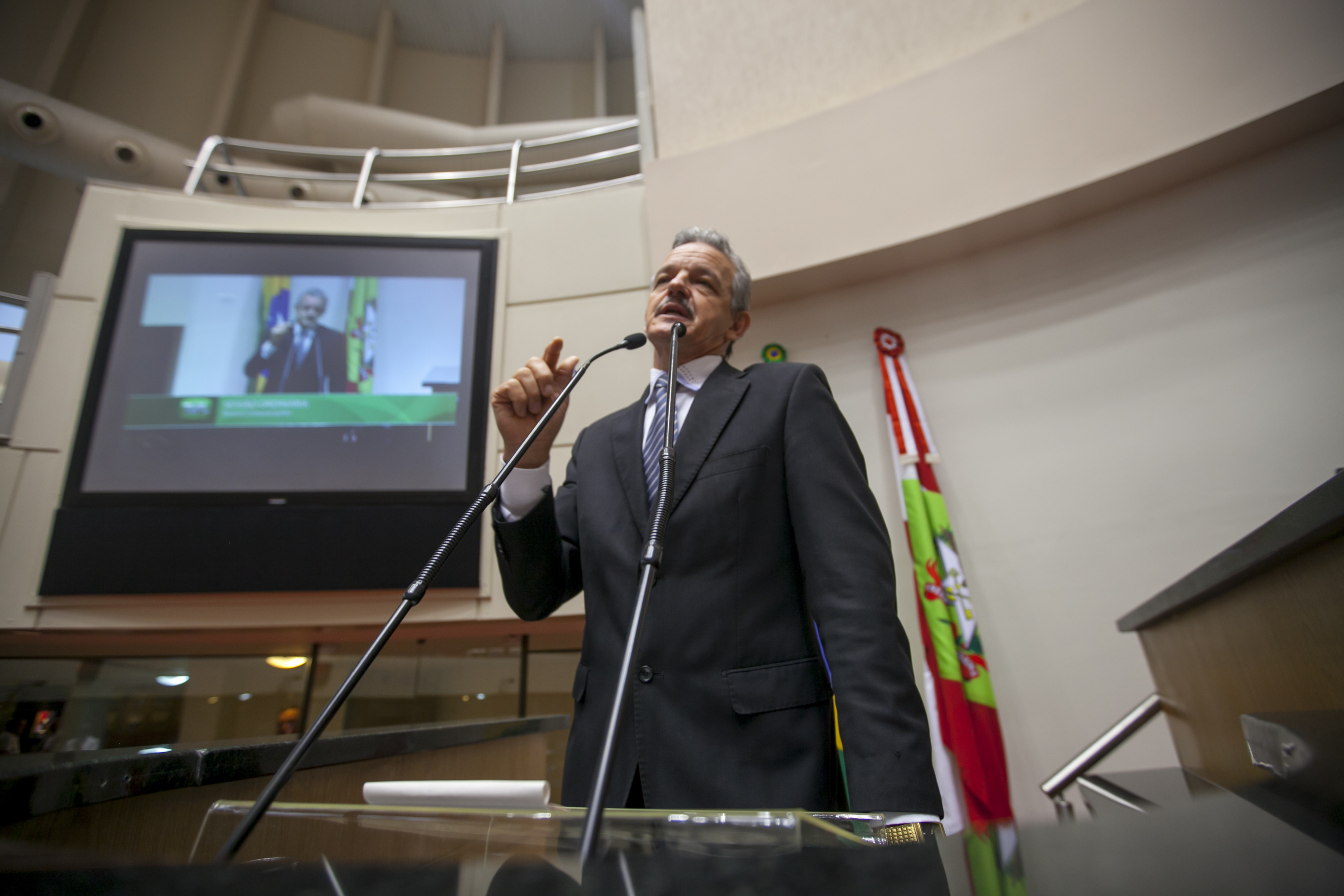 Sessão Ordinária. Deputado Dirceu Dresch (PT).