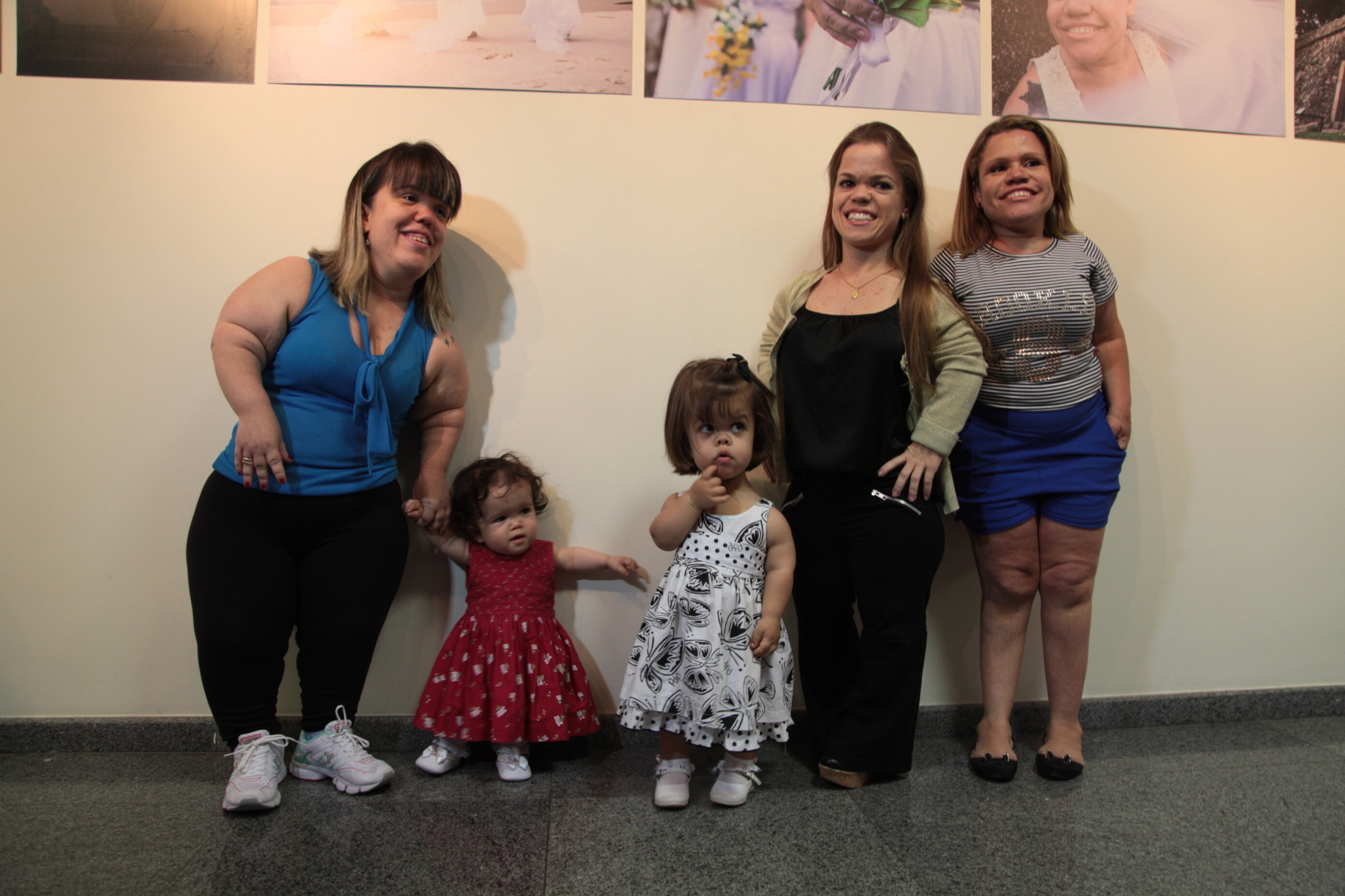 Exposição na Alesc retrata a vida de pessoas com nanismo