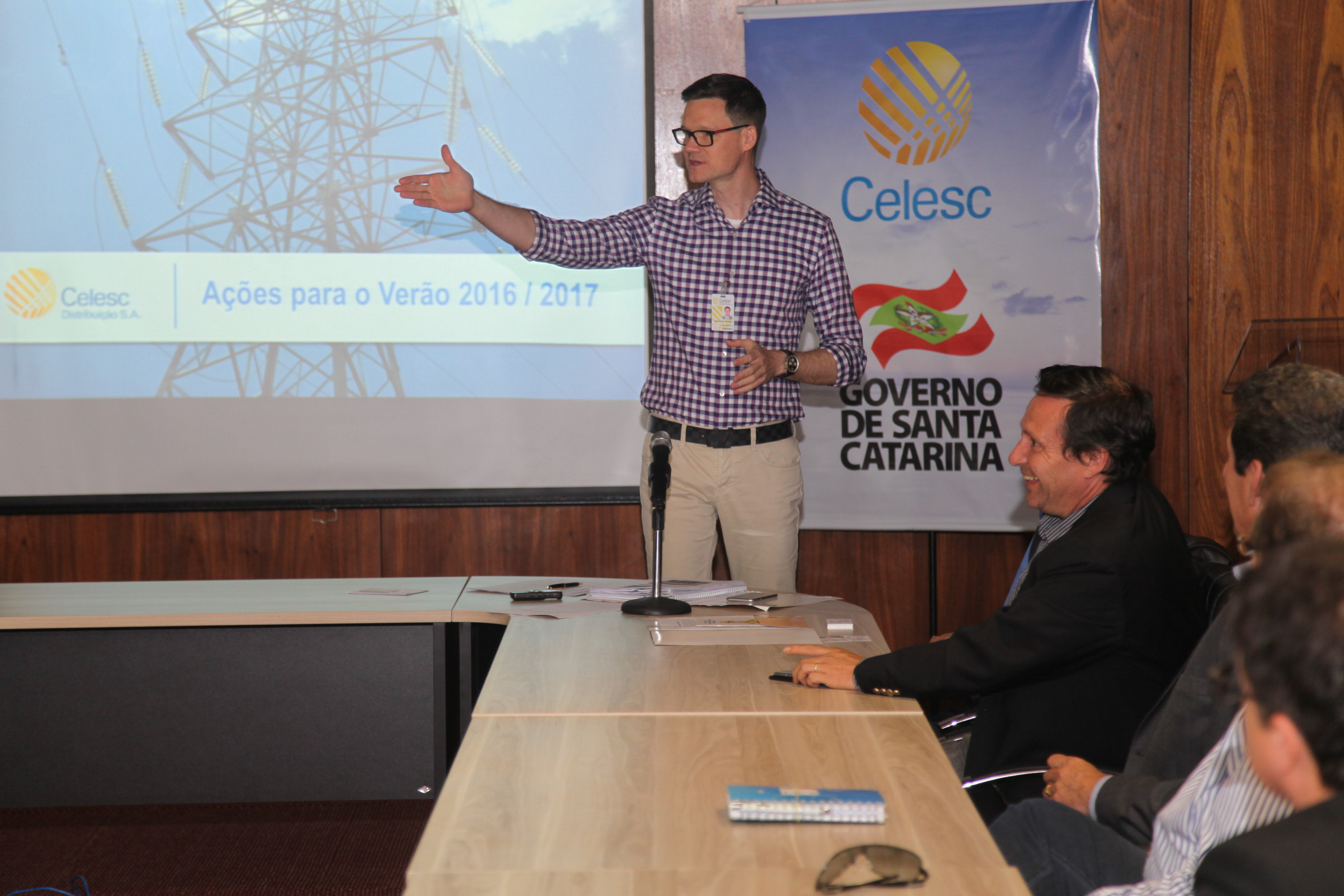 Celesc lança Operação Verão. Cleverson Siewert. Diretor Presidente.