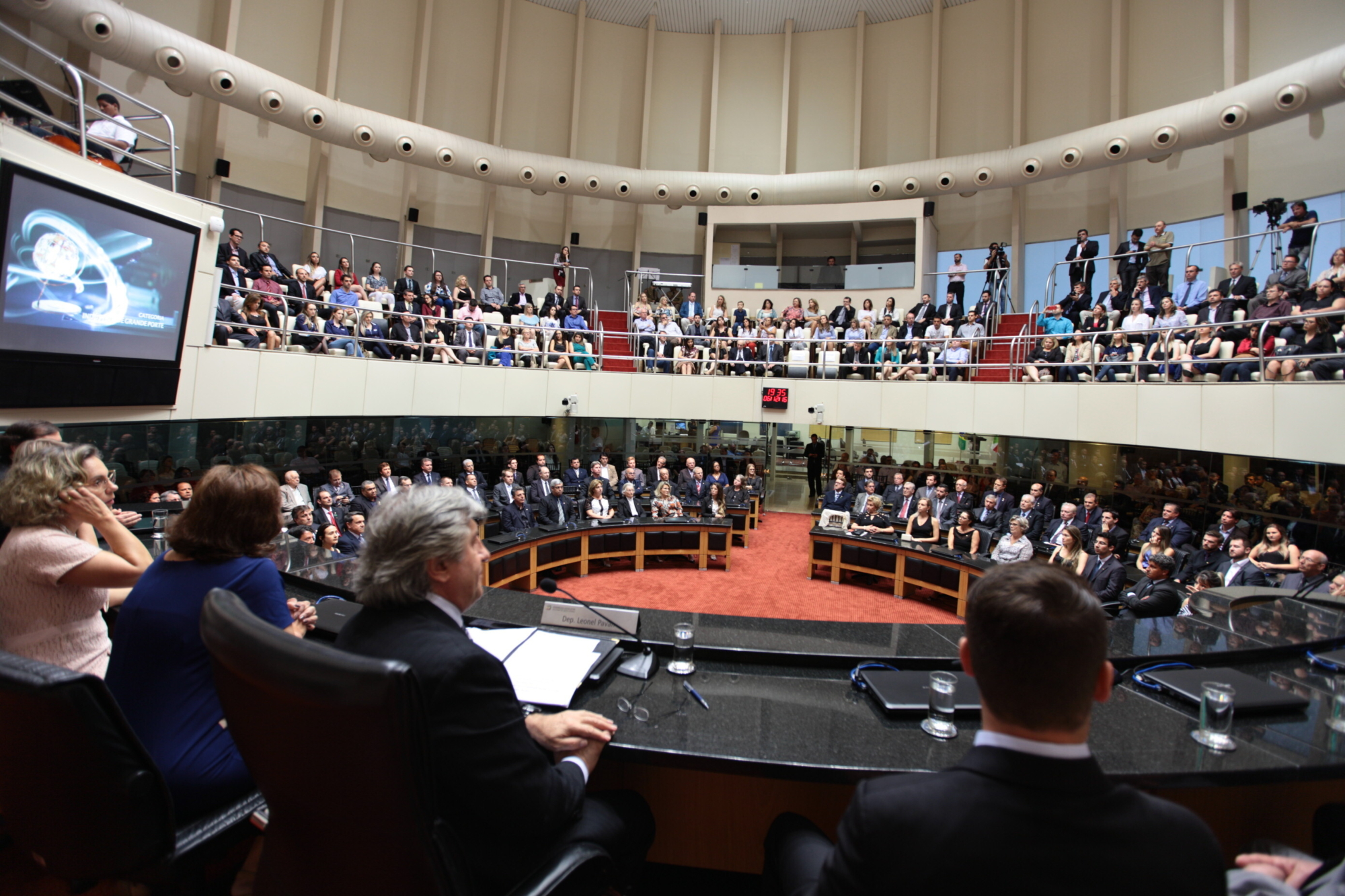 Parlamento entrega prêmio de Responsabilidade Social