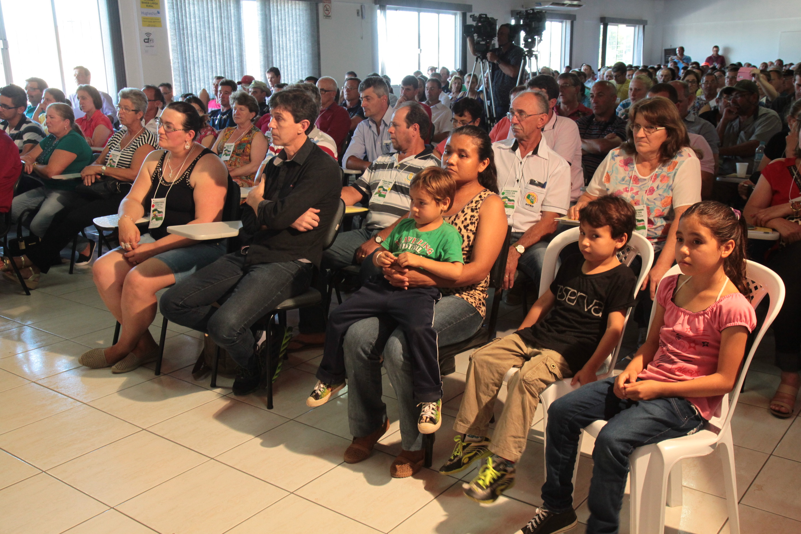 Audiência Pública para debater sobre A Escassez de Recursos para o Programa Nacional de Habitação Rural em Santa Catarina: perspectiva para demanda represada e novos atendimentos.