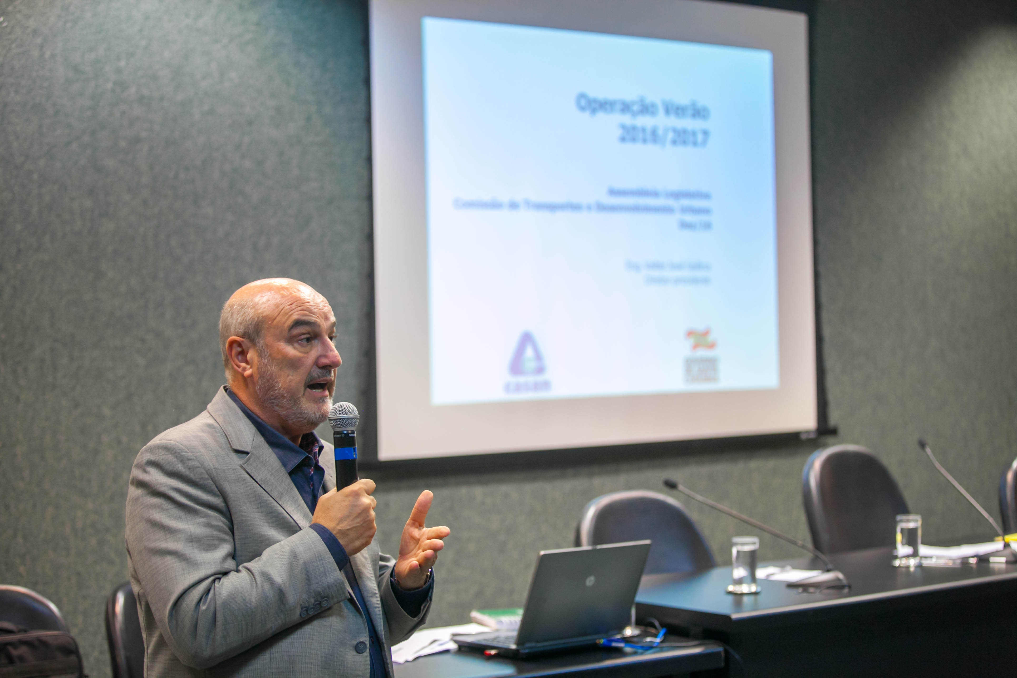 Eng. Valter José Gallina, Diretor Presidente da CASAN - Comissão de Transporte e Desenvolvimento Urbano