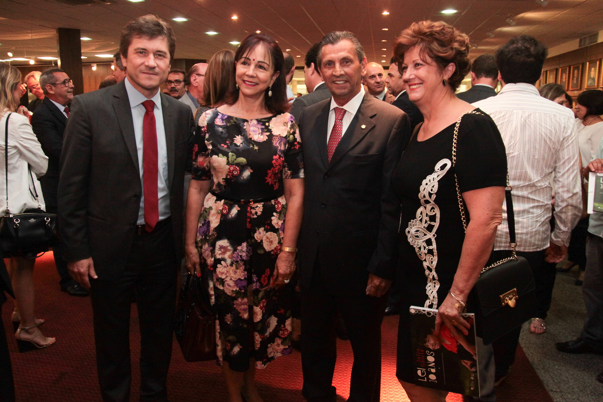 Lançamento do Livro Lei Julio Garcia - 10 anos. A Nova Realidade das Apaes de Santa Catarina.