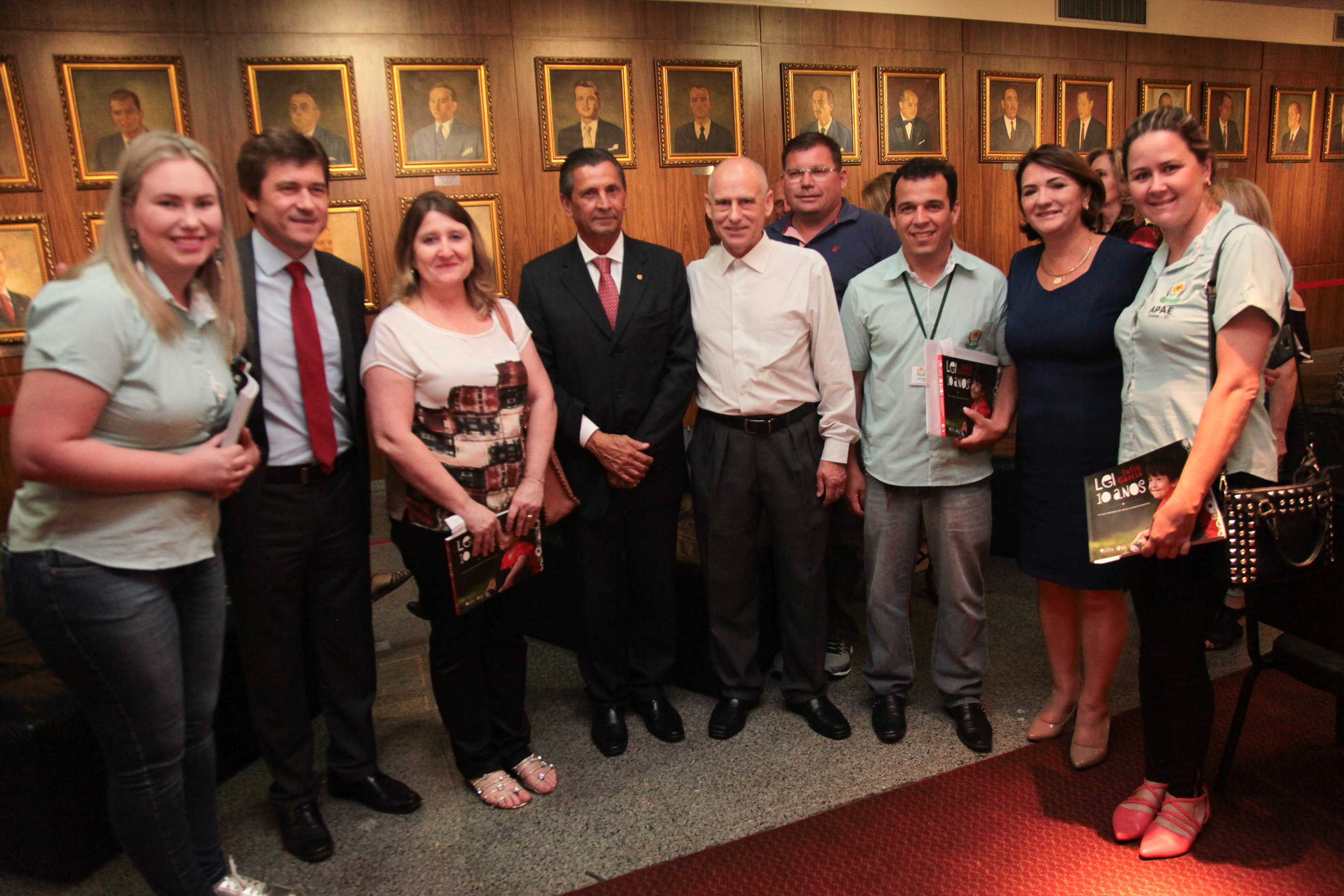 Lançamento do Livro Lei Julio Garcia - 10 anos. A Nova Realidade das Apaes de Santa Catarina.