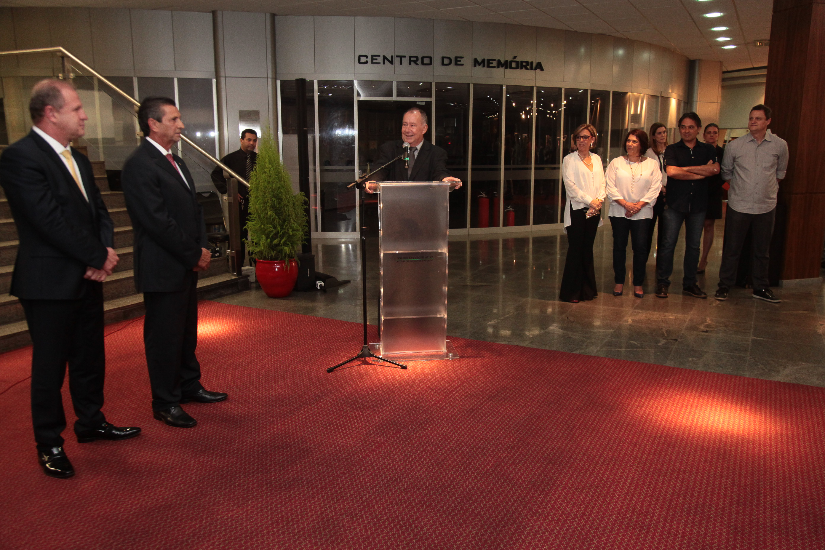 Lançamento do Livro Lei Julio Garcia - 10 anos. A Nova Realidade das Apaes de Santa Catarina.