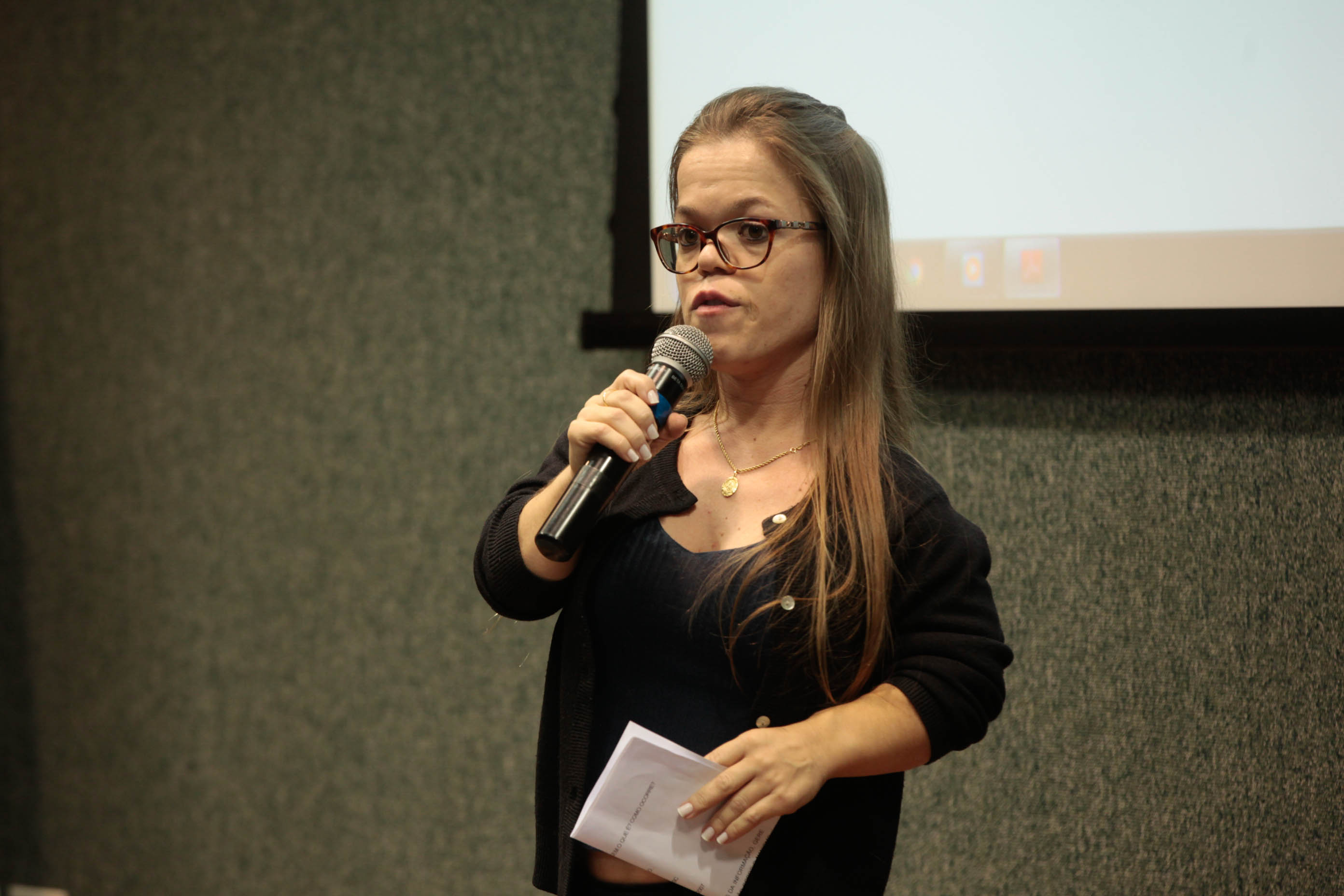 Dia internacional da pessoa com deficiência. Liana Cristina Hones, membro da Comissão de Defesa dos Direitos da Pessoa com Deficiência.