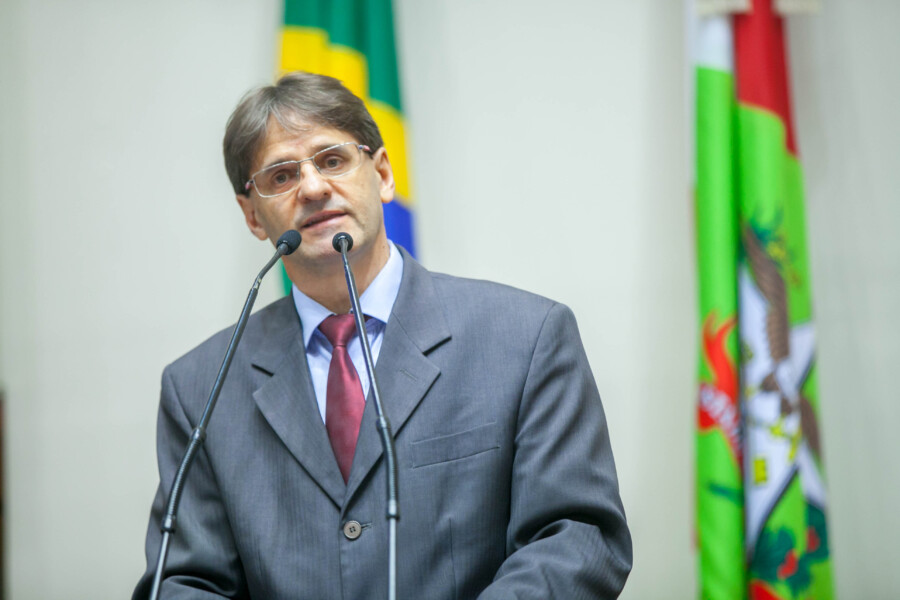 Deputado Neodi Saretta