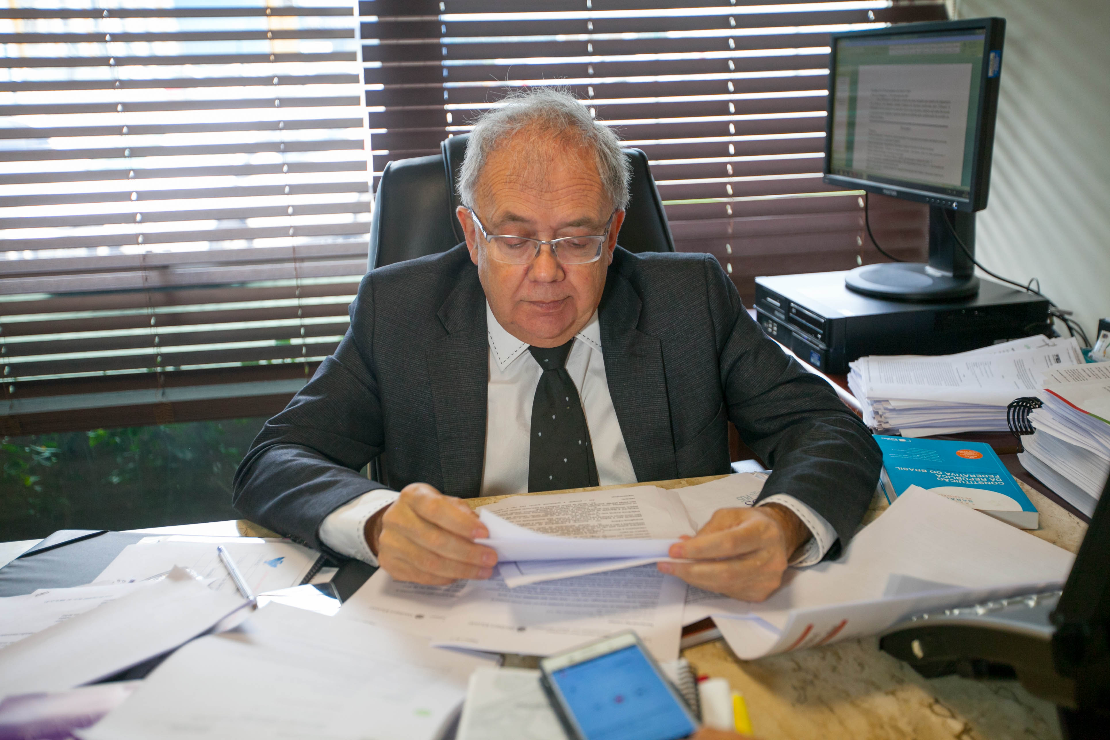 Deputado Fernando Coruja da entrevista sobre a Lei da Violência Obstétrica