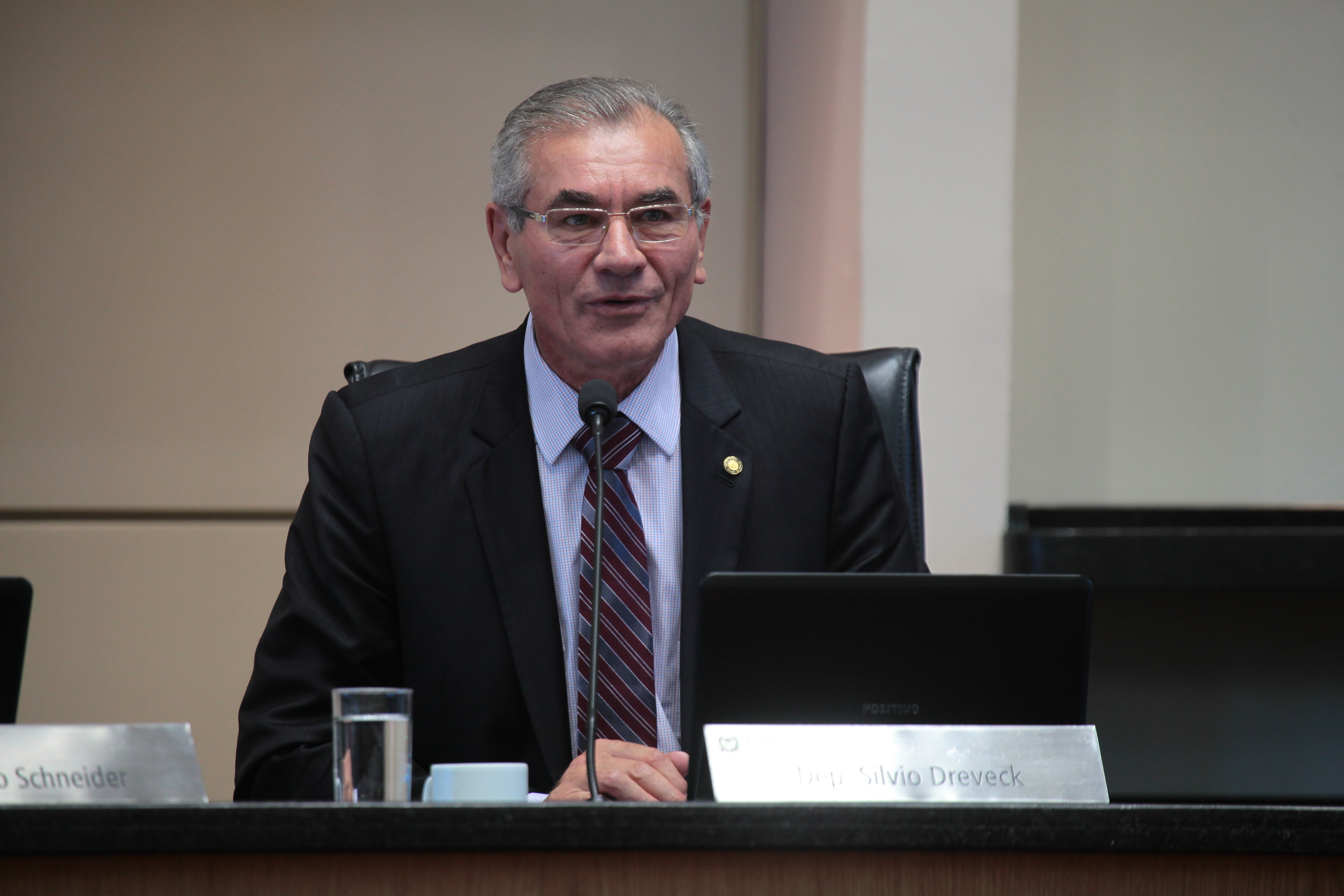 Sessão ordinária. Deputado Silvio Dreveck (PP) .Foto: Miriam Zomer/Agência AL.