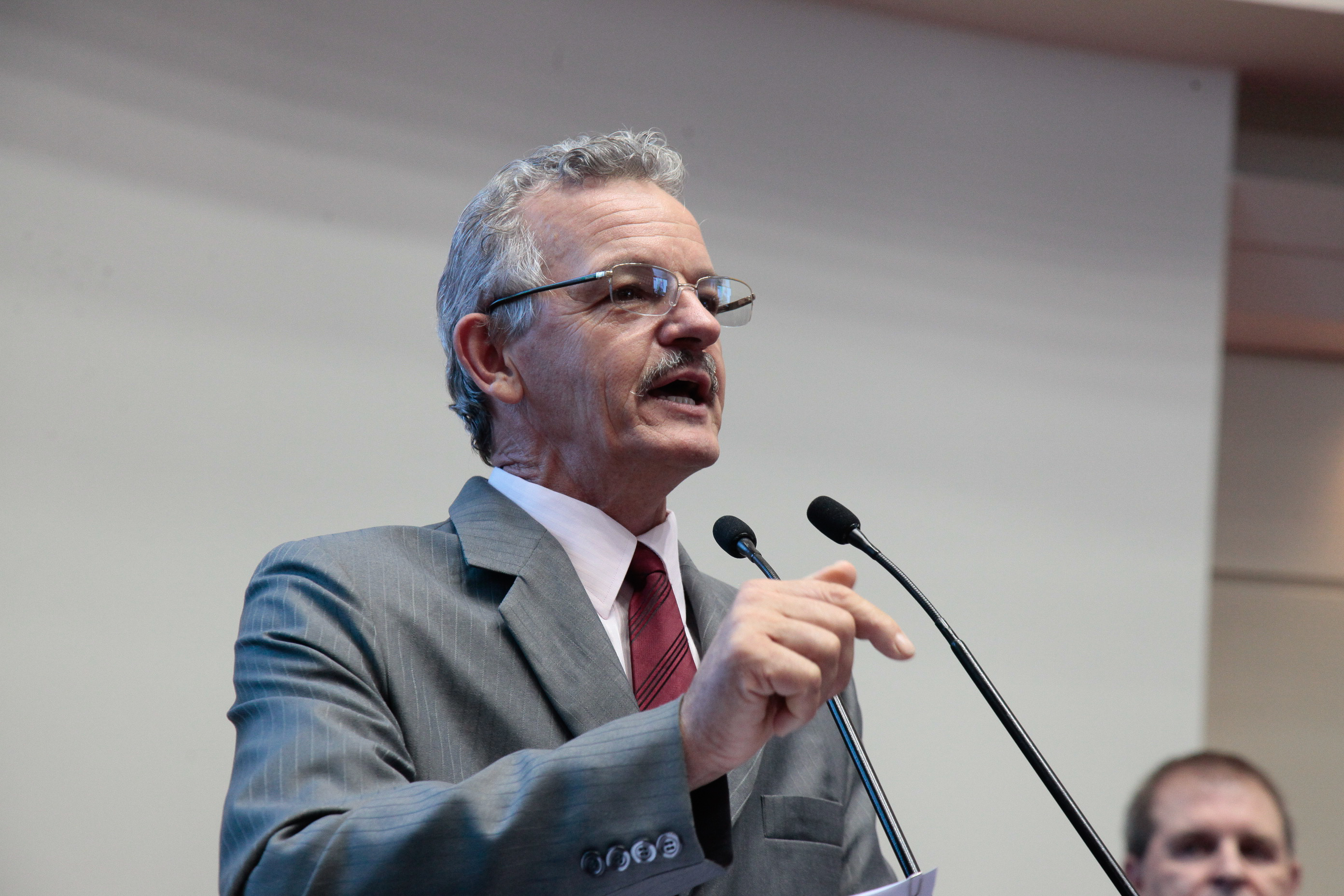 Sessão Ordinária. Deputado Dirceu Dresch (PT).