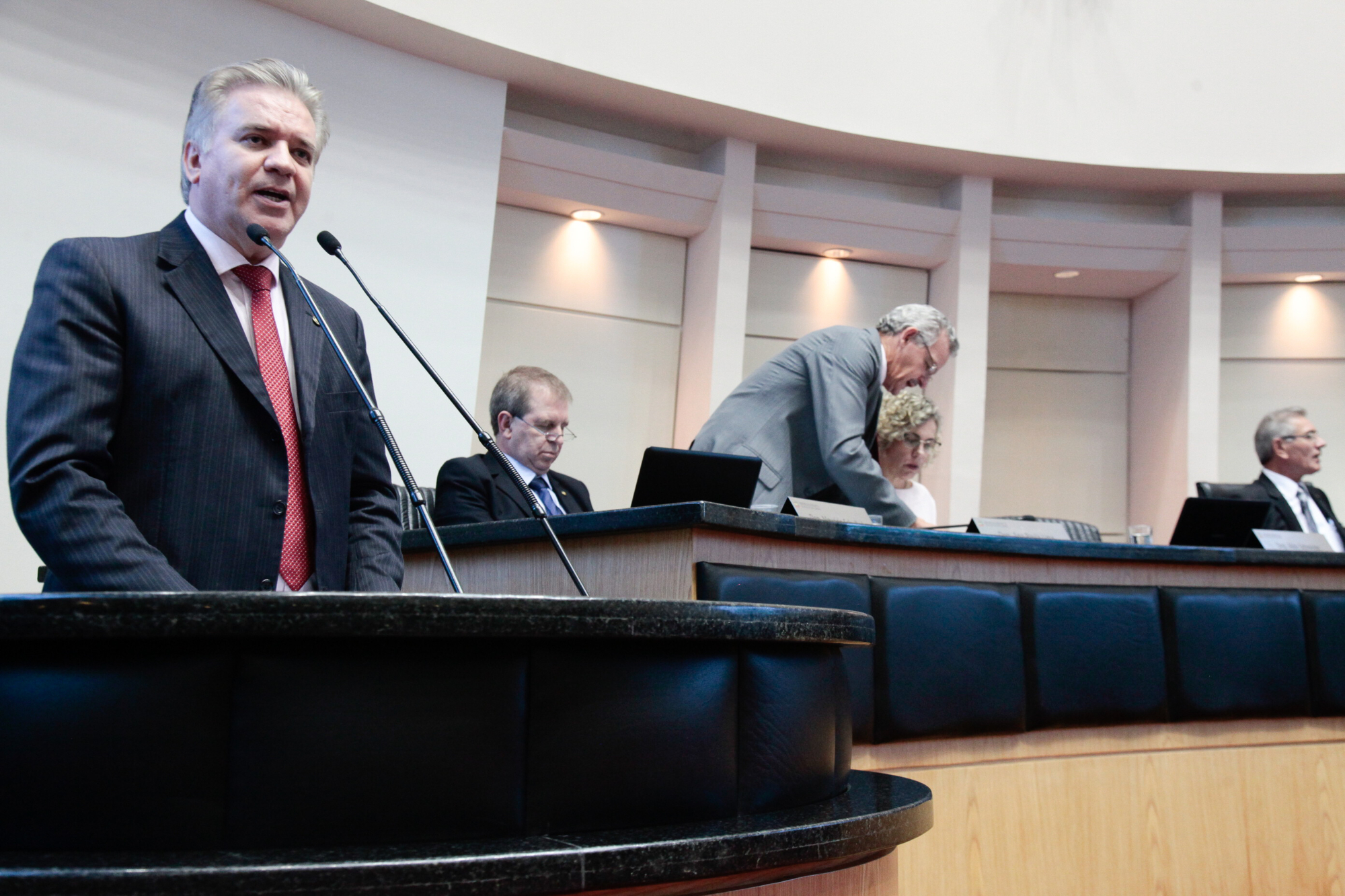 Reforma previdenciária volta a ser tema de pronunciamentos na Alesc