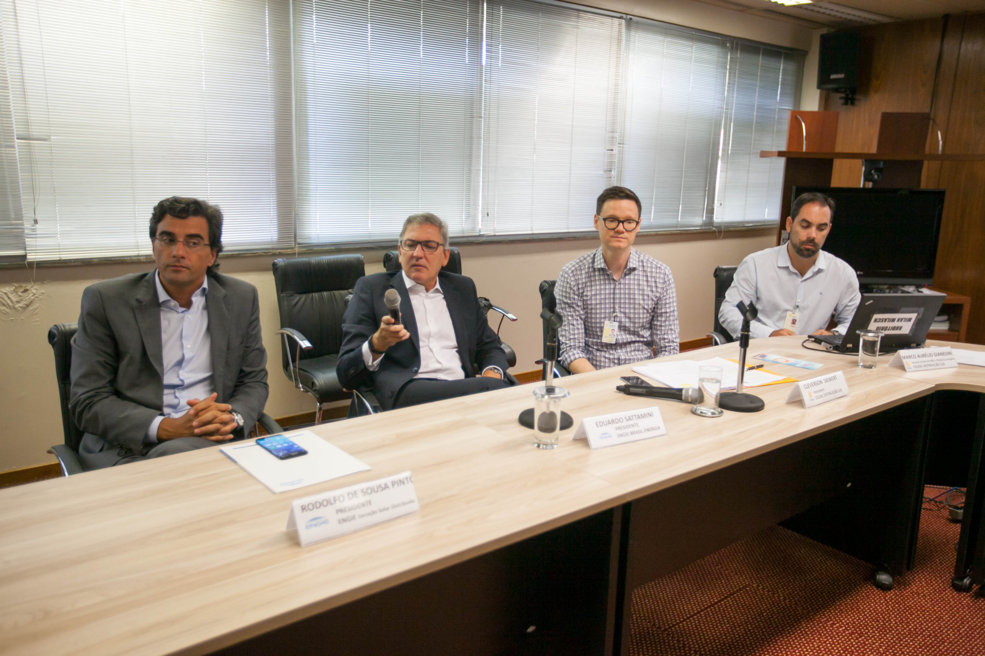 Direção da Celesc e da Engie em coletiva à imprensa
