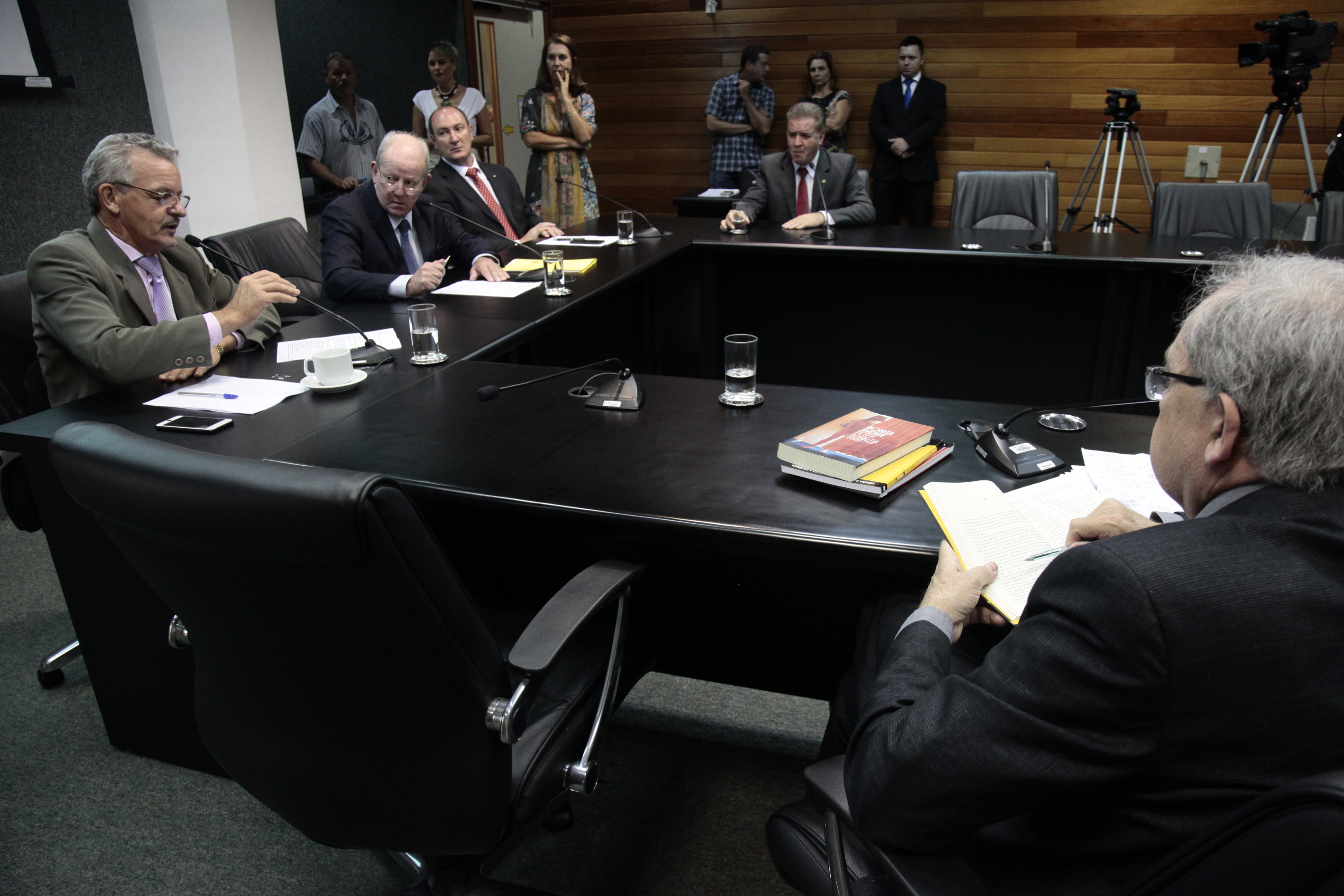 Instalação da Comissão de Direitos Humanos.