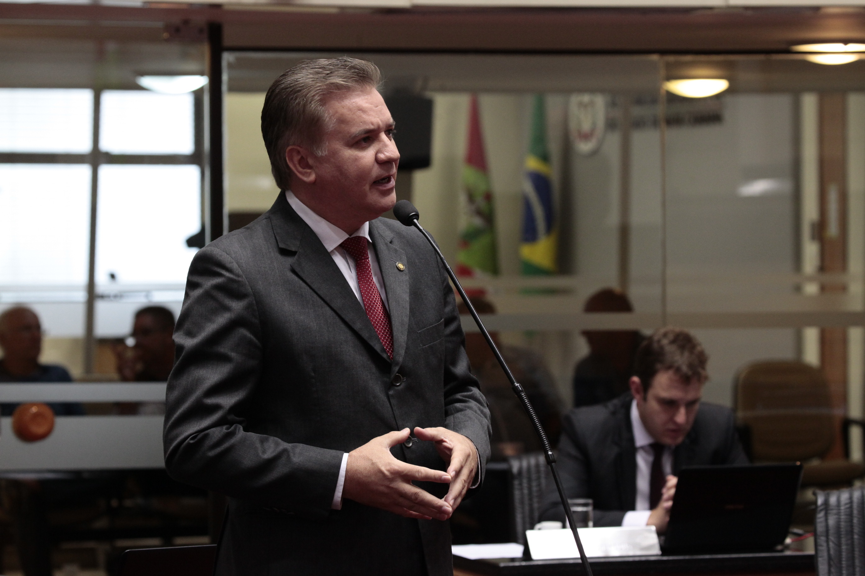 Deputado César Valduga (PCdoB). Sessão Ordinária.