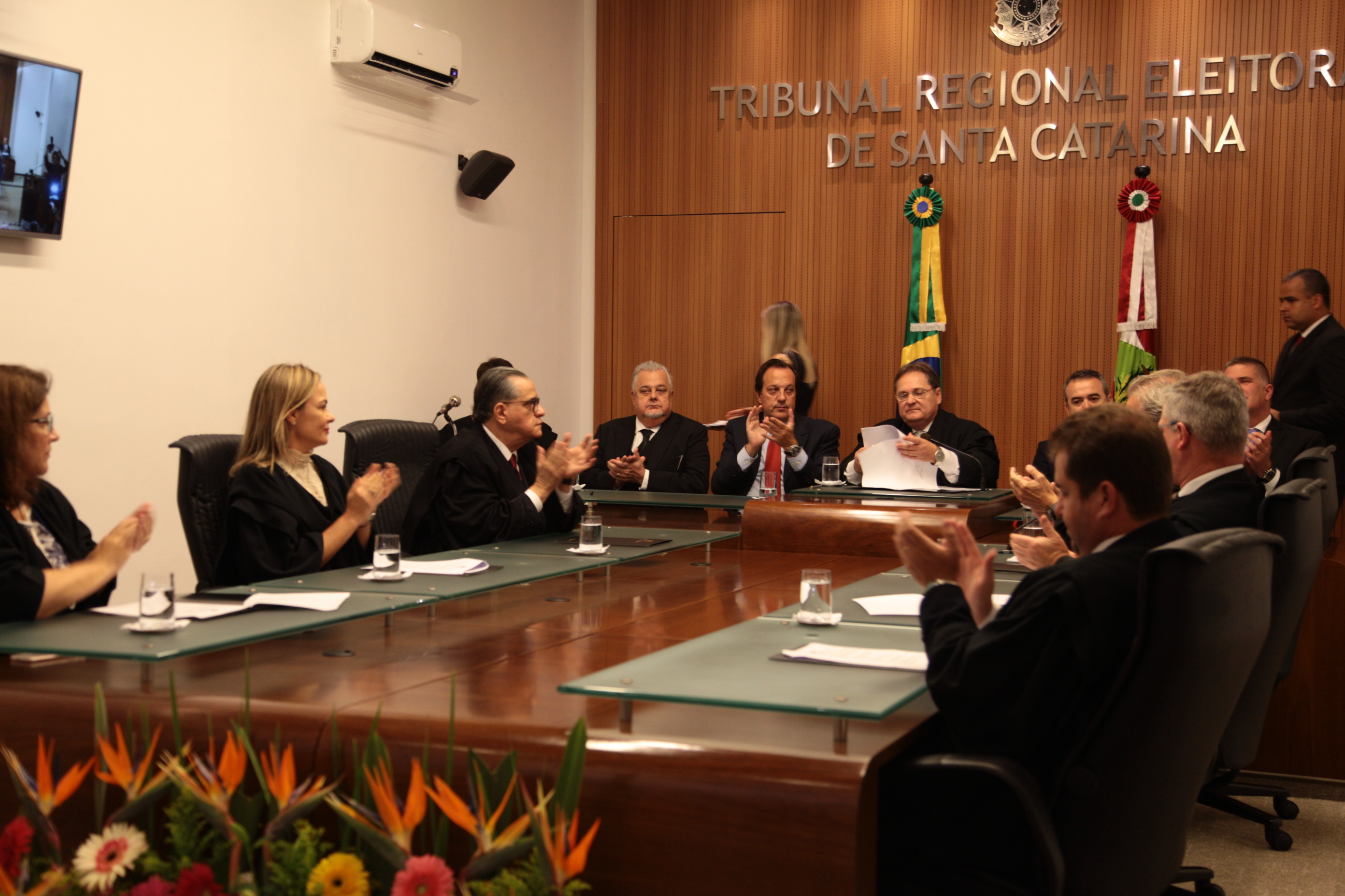 Posse no TRE