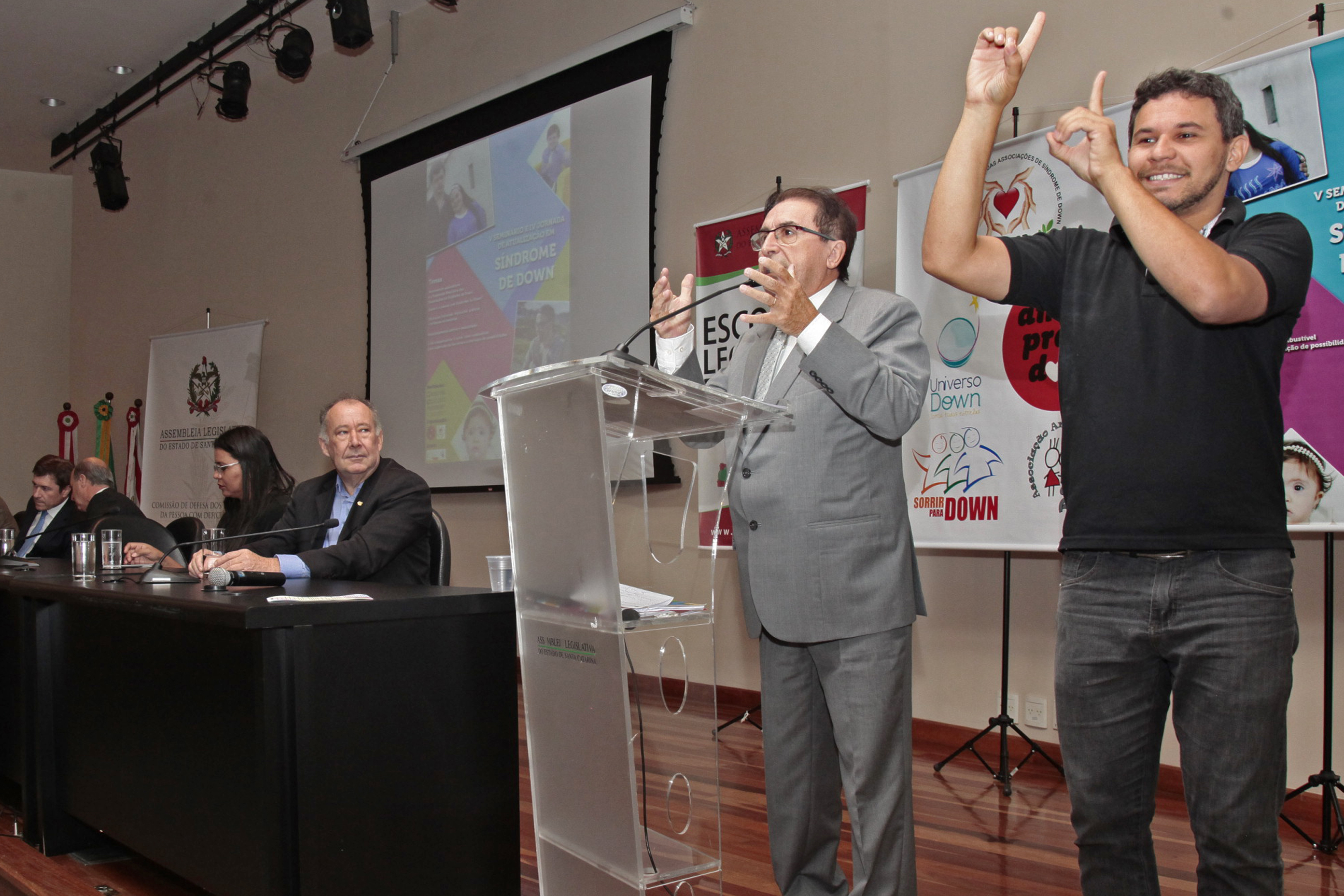 Quinto Seminário e Quarta Jornada Catarinense Sobre Síndrome de Down.